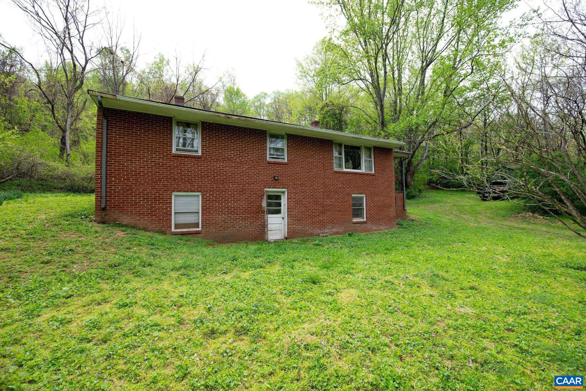 331 FINKS HOLLOW LN