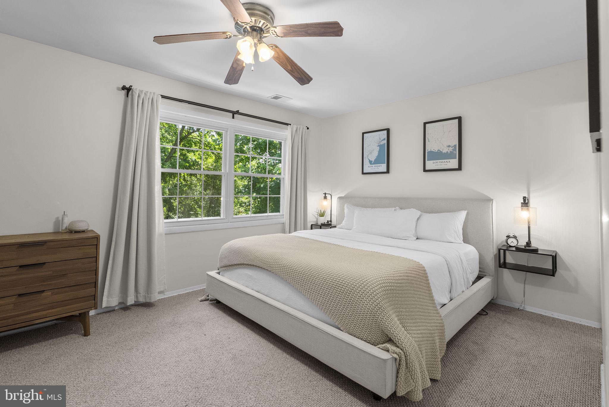 CROFTON MEADOWS - Residential