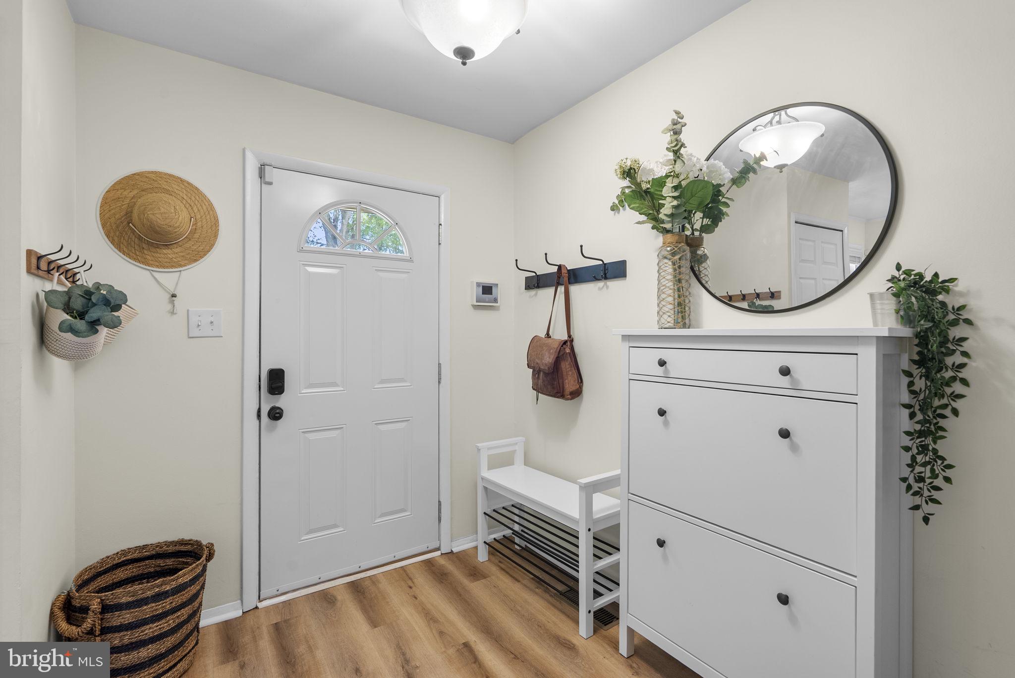CROFTON MEADOWS - Residential