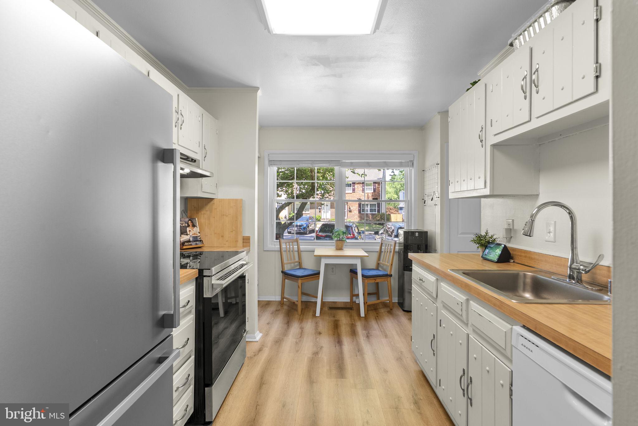 CROFTON MEADOWS - Residential