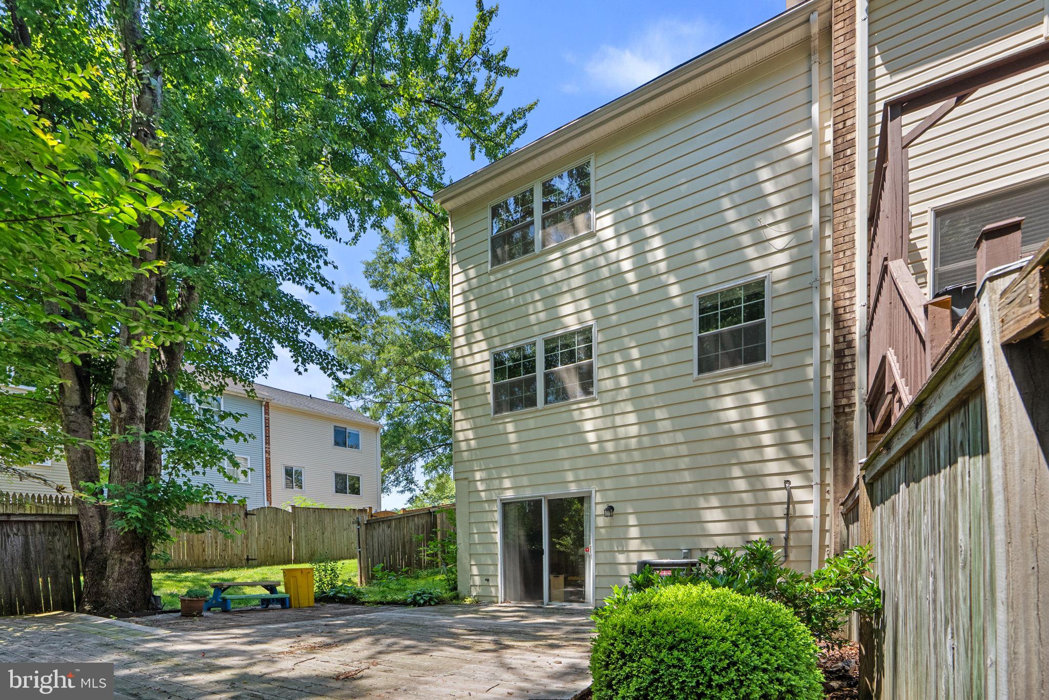 CROFTON MEADOWS - Residential