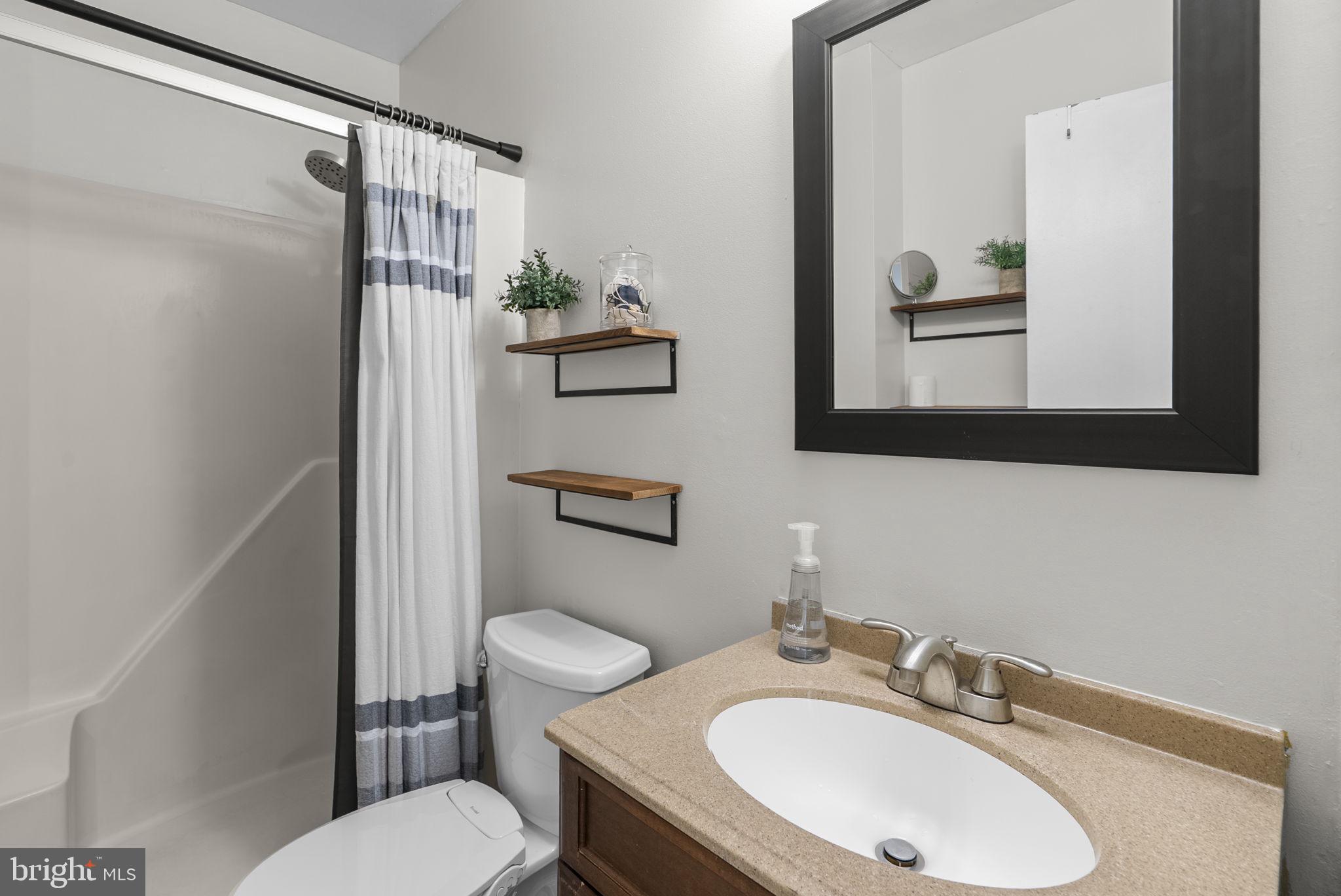 CROFTON MEADOWS - Residential