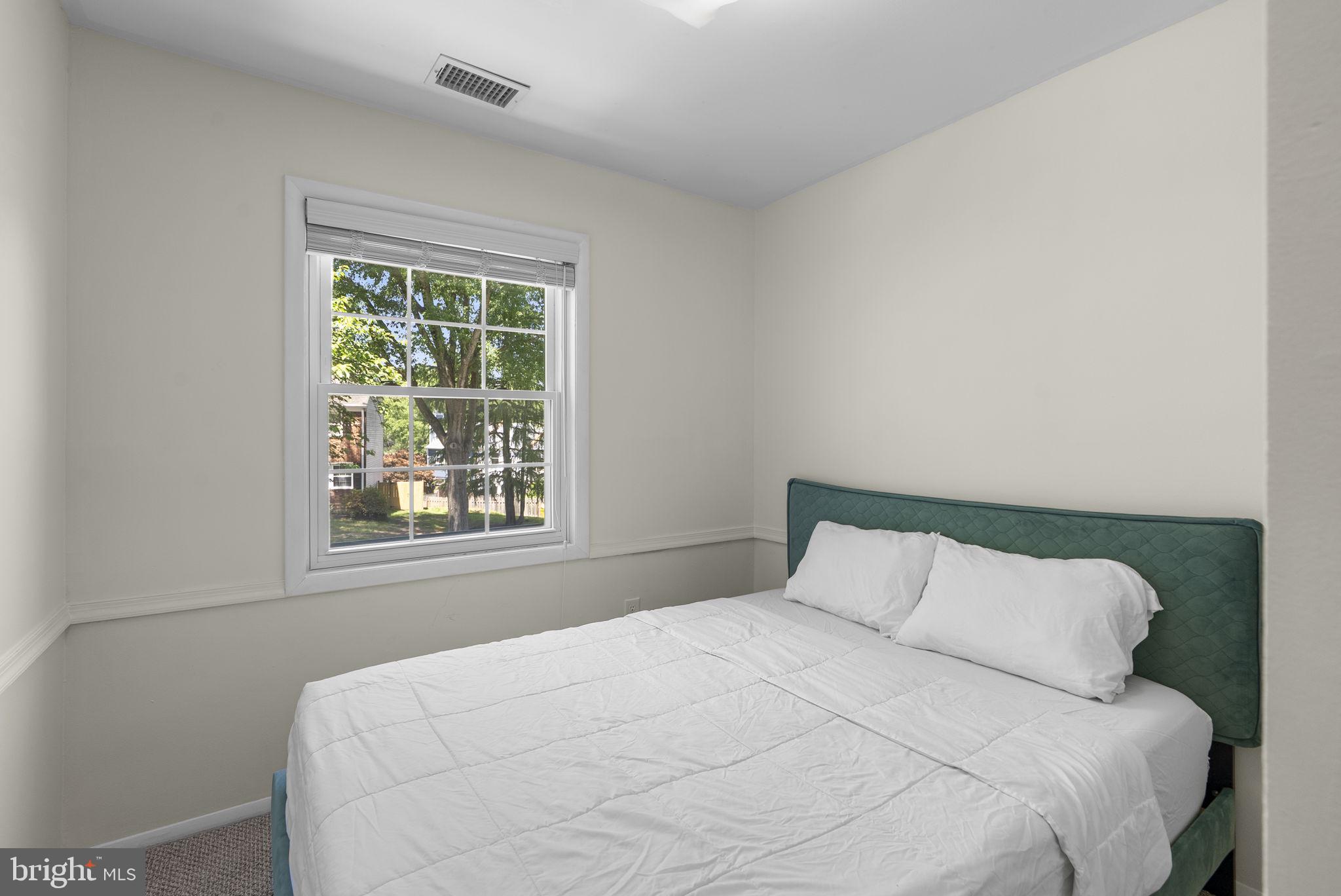 CROFTON MEADOWS - Residential