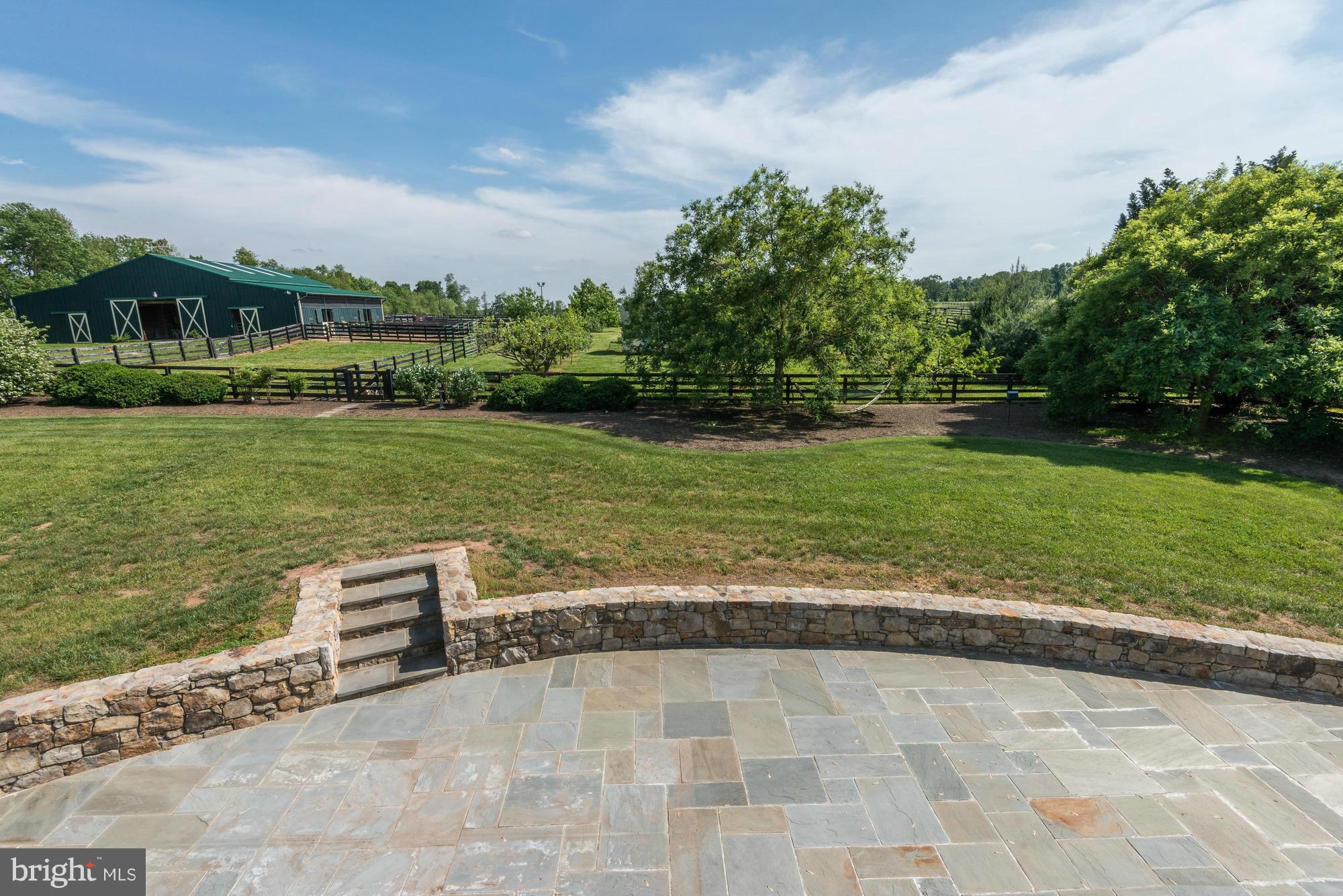 POOLESVILLE OUTSIDE - Farm