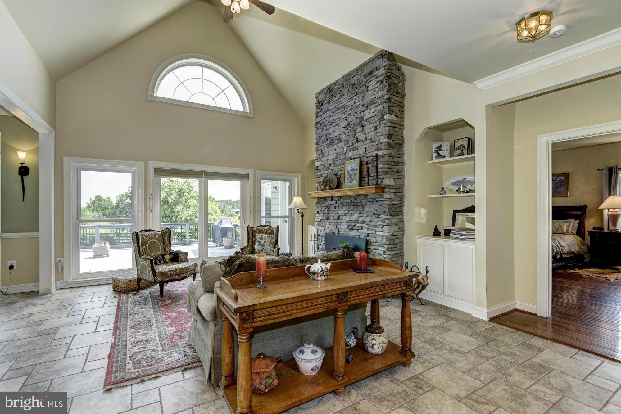 POOLESVILLE OUTSIDE - Farm