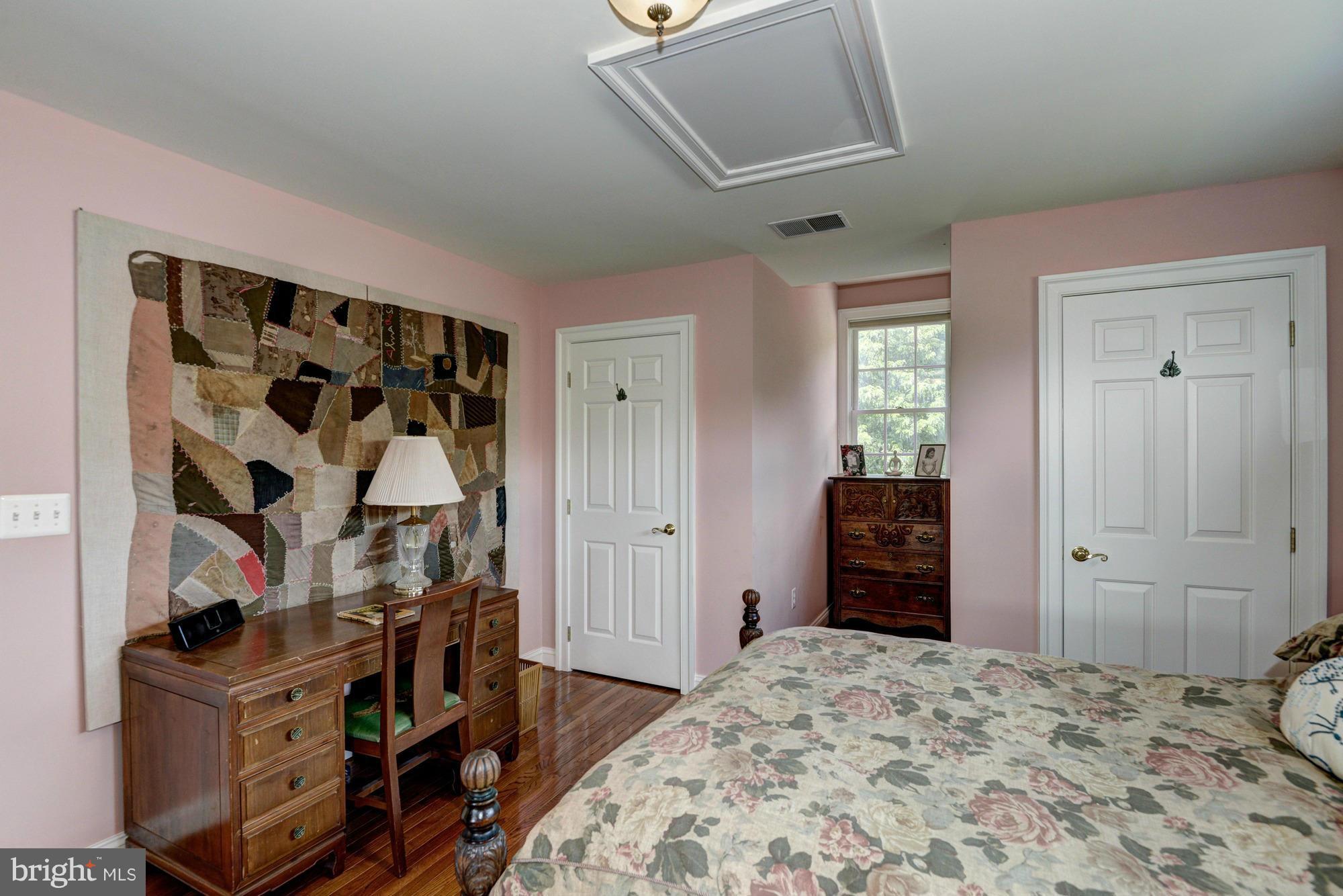 POOLESVILLE OUTSIDE - Farm