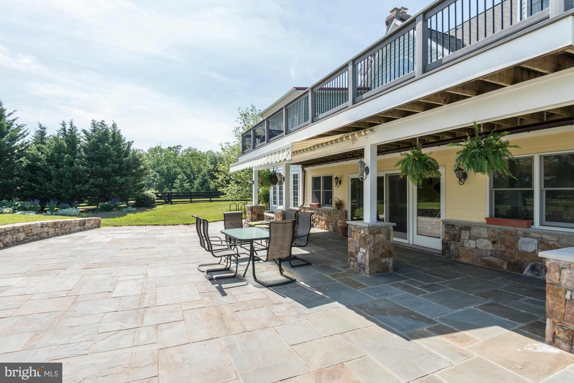 POOLESVILLE OUTSIDE - Farm