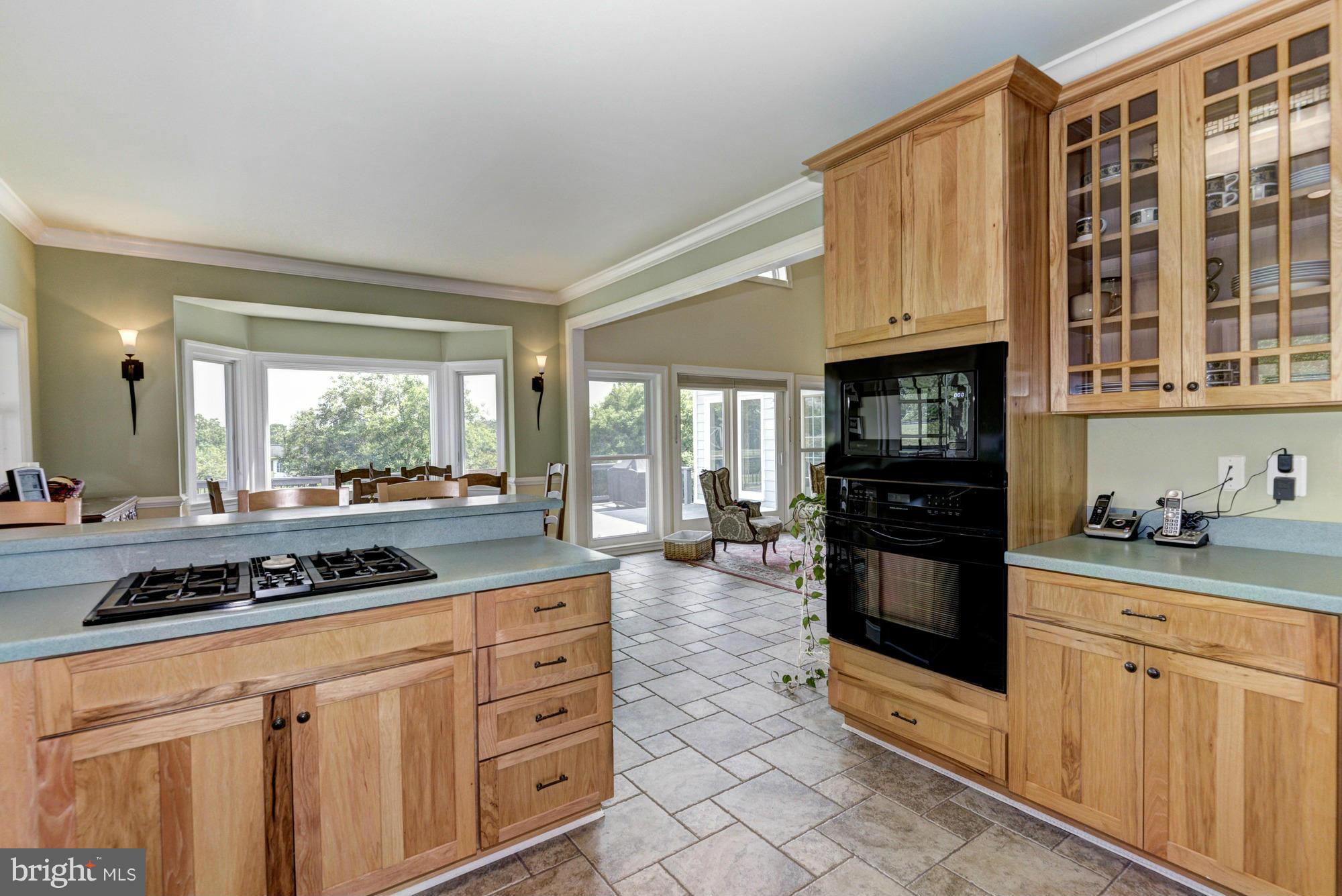 POOLESVILLE OUTSIDE - Farm