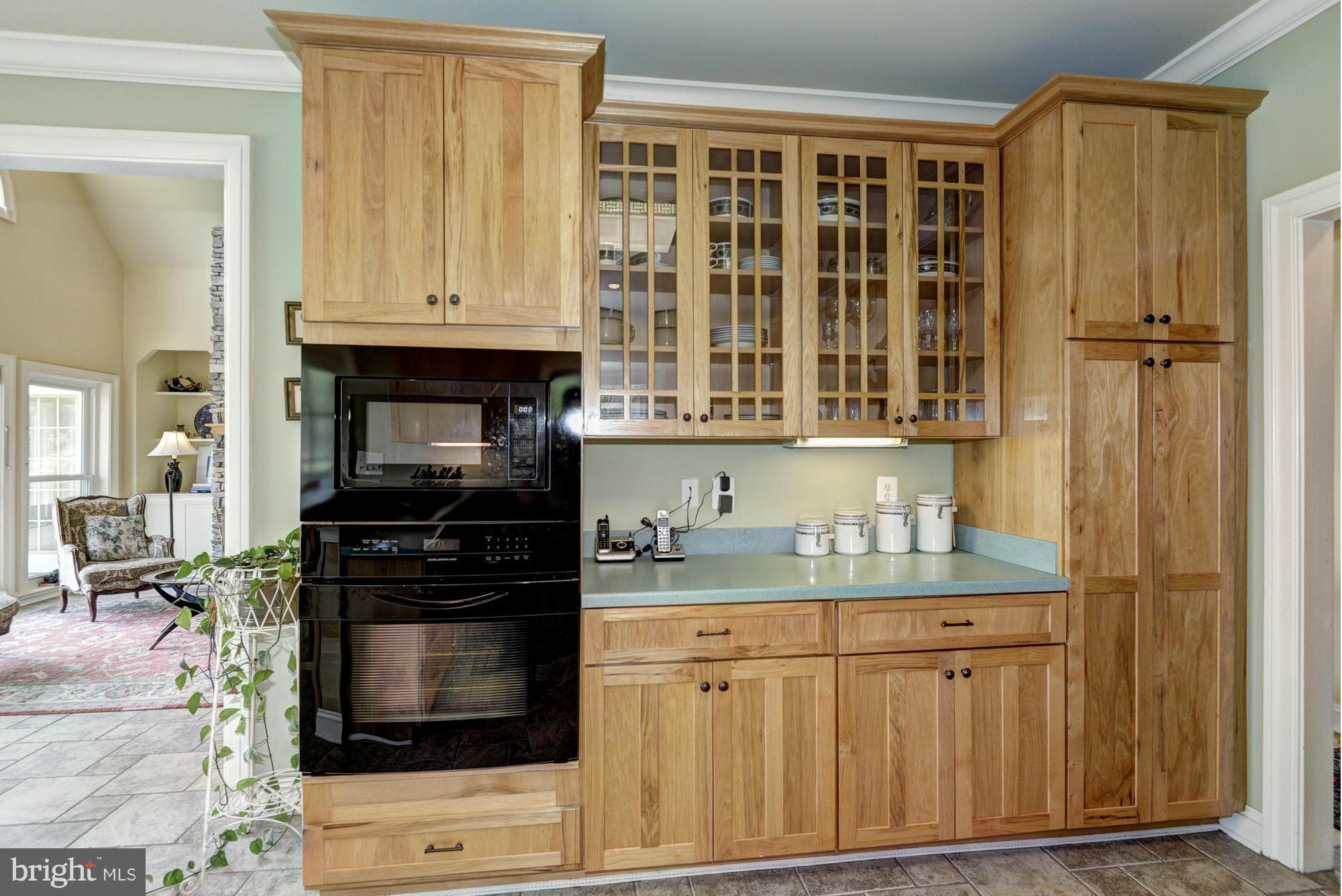 POOLESVILLE OUTSIDE - Farm