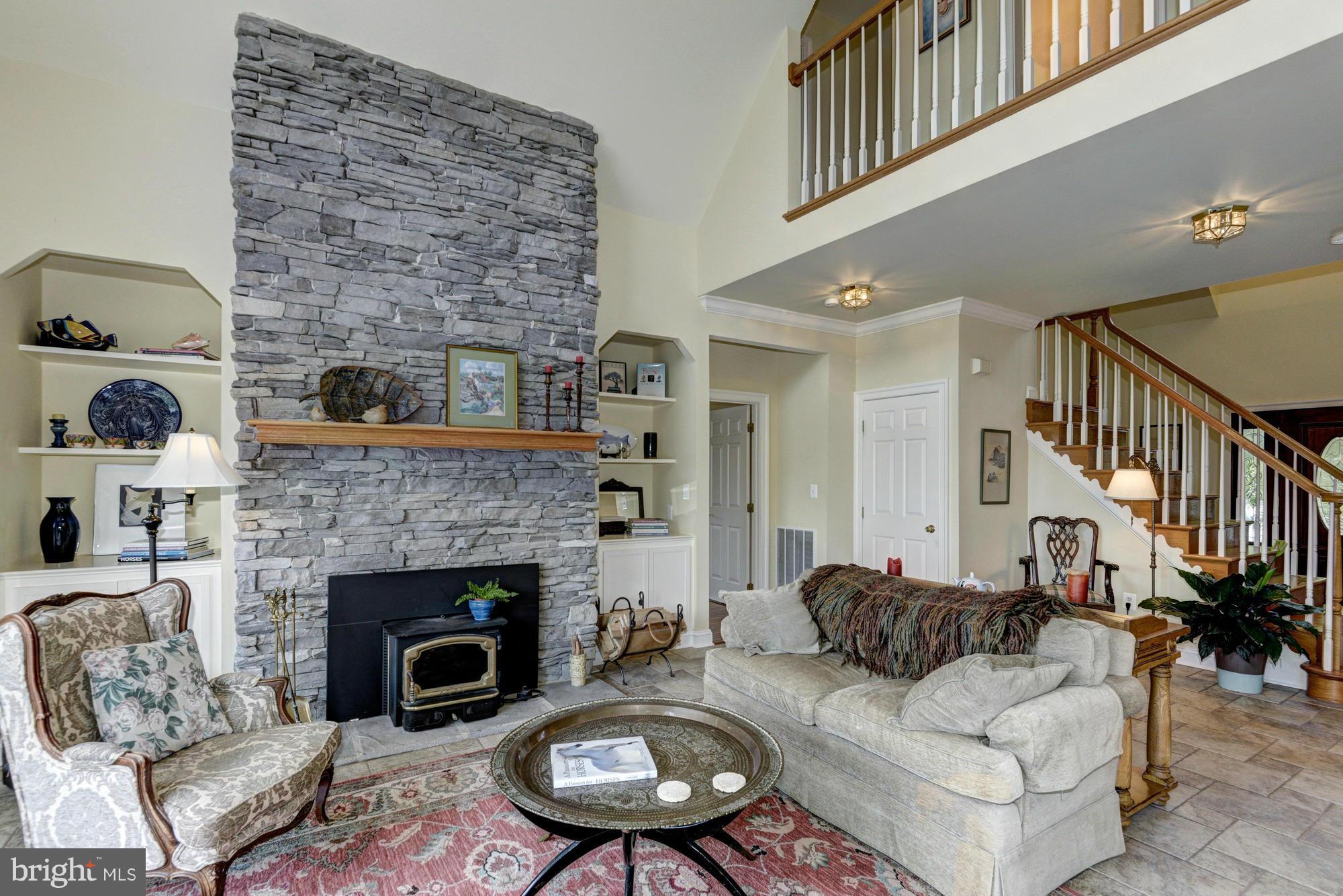 POOLESVILLE OUTSIDE - Farm