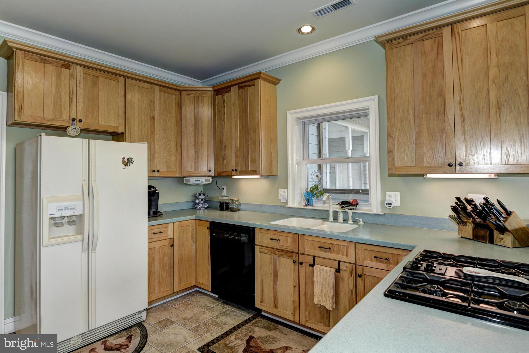 POOLESVILLE OUTSIDE - Farm