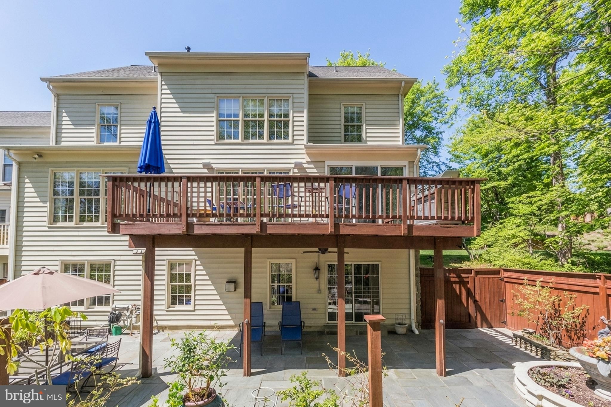 6256 KINGFISHER LANE