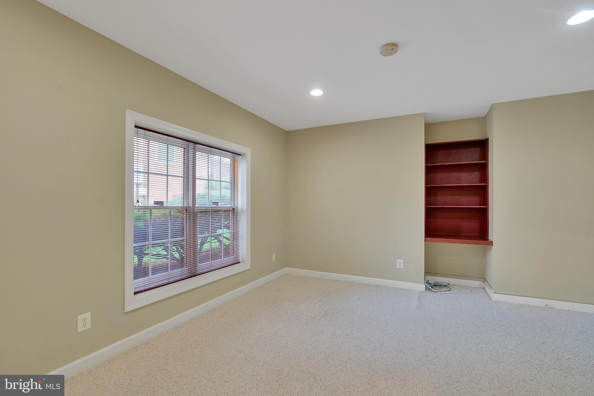 CARRINGTON - Residential