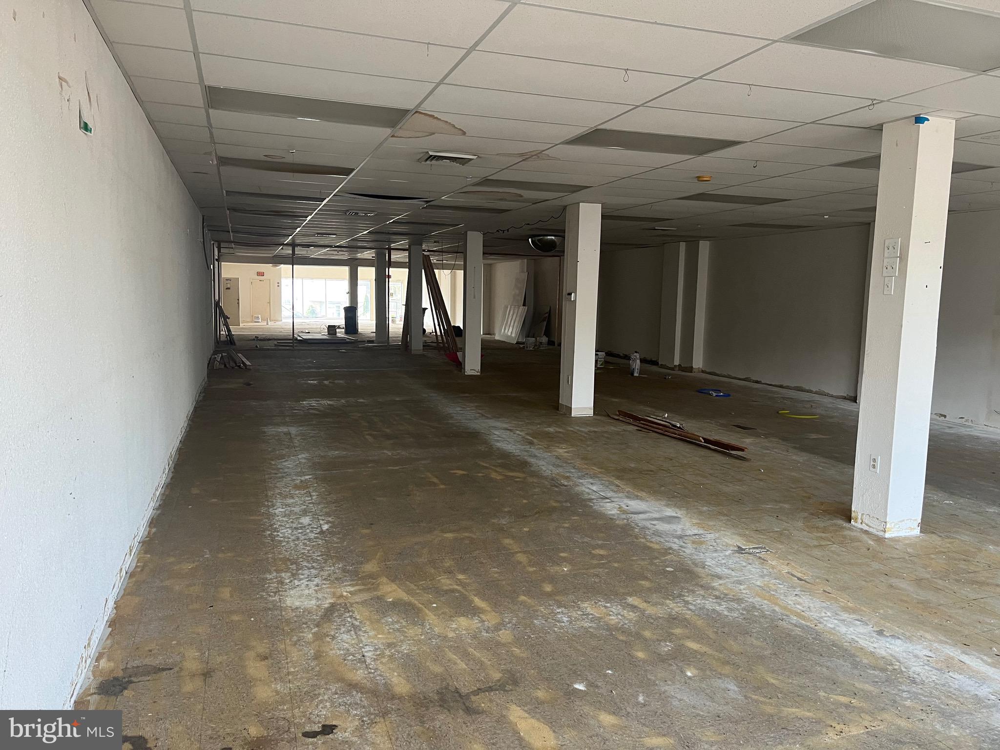 ABINGTON - Commercial Sale