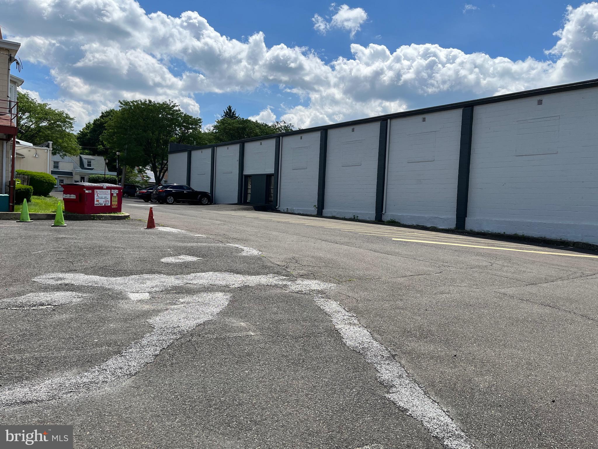 ABINGTON - Commercial Sale