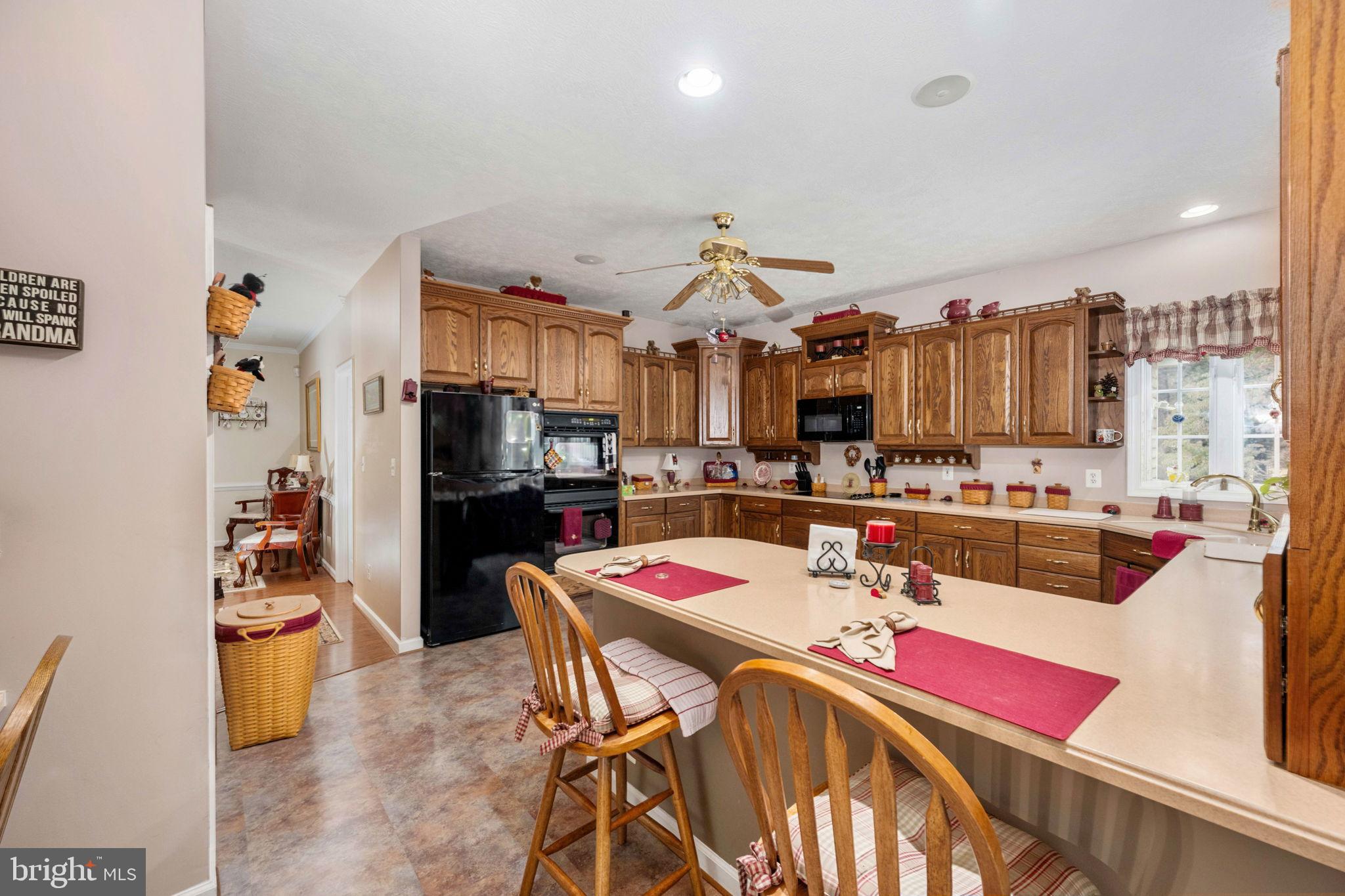 MEADOWLAND - Residential