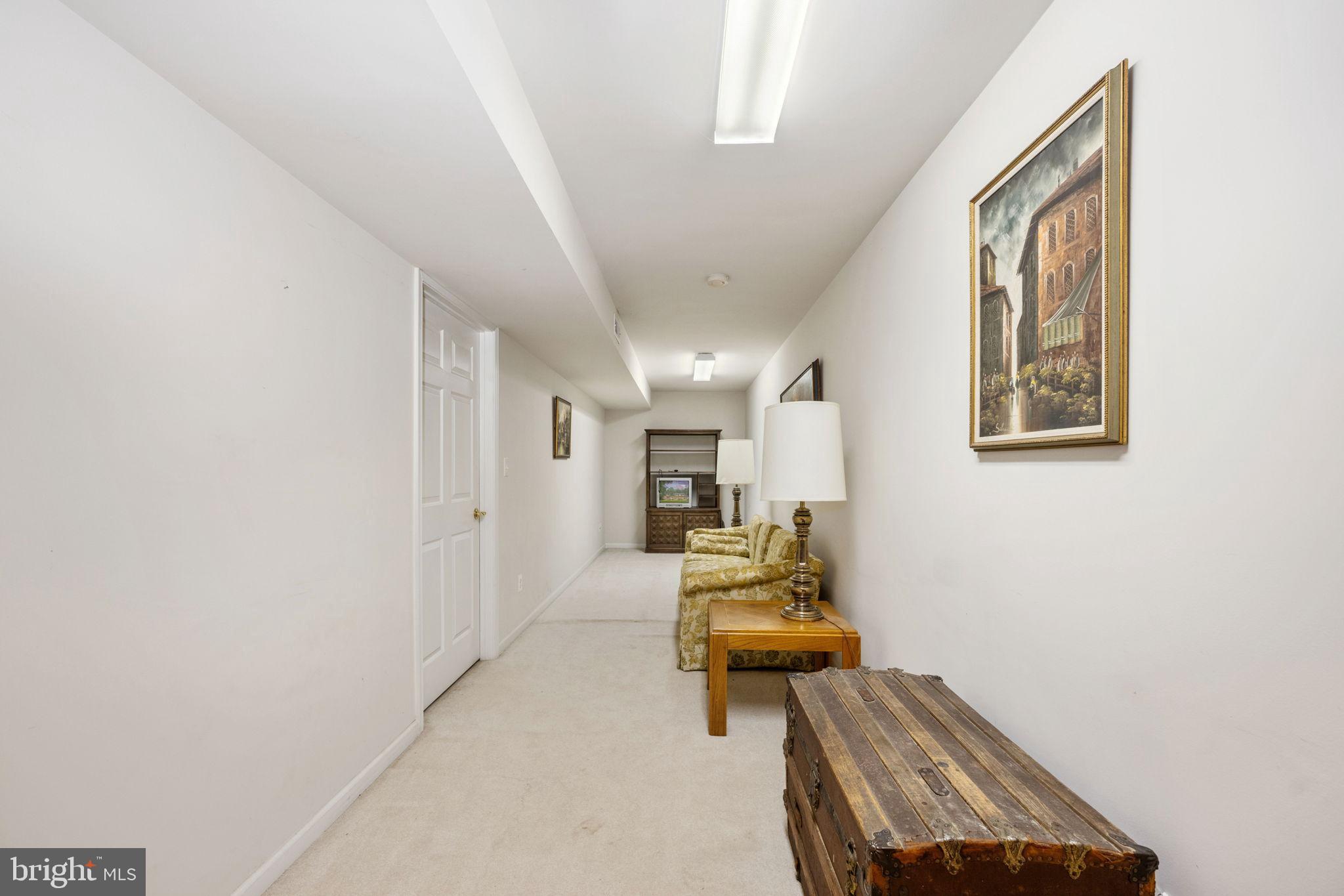 MEADOWLAND - Residential