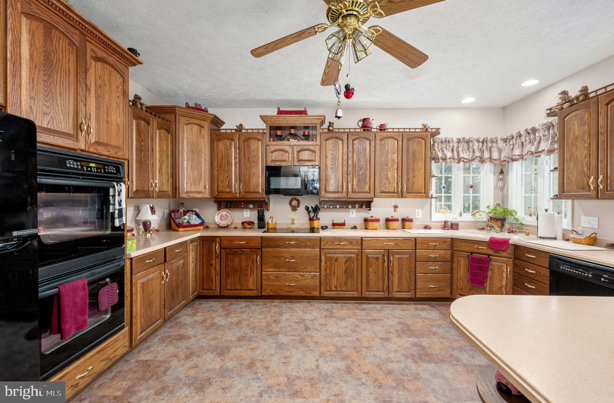 MEADOWLAND - Residential