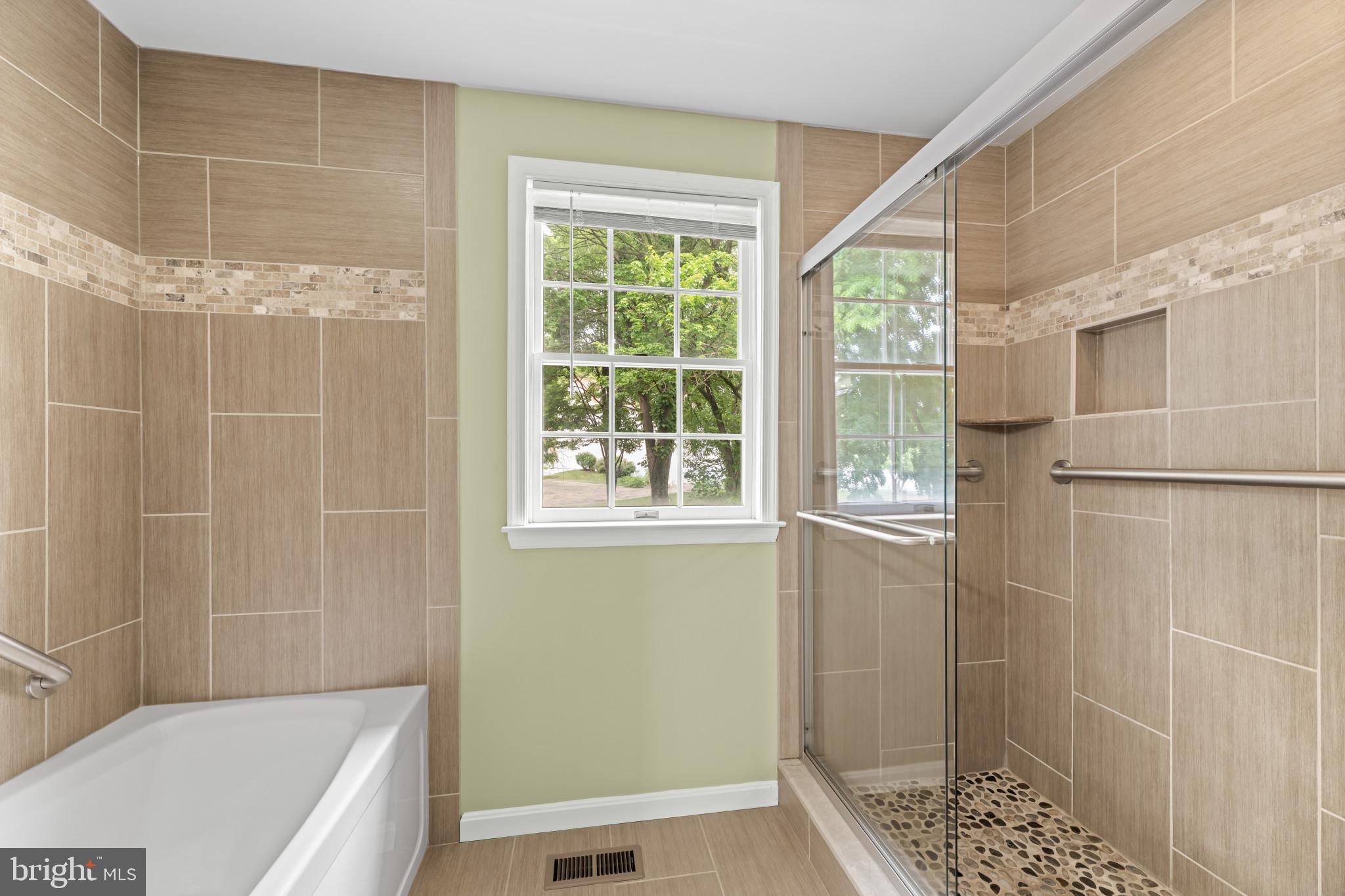 KENDALL RIDGE - Residential
