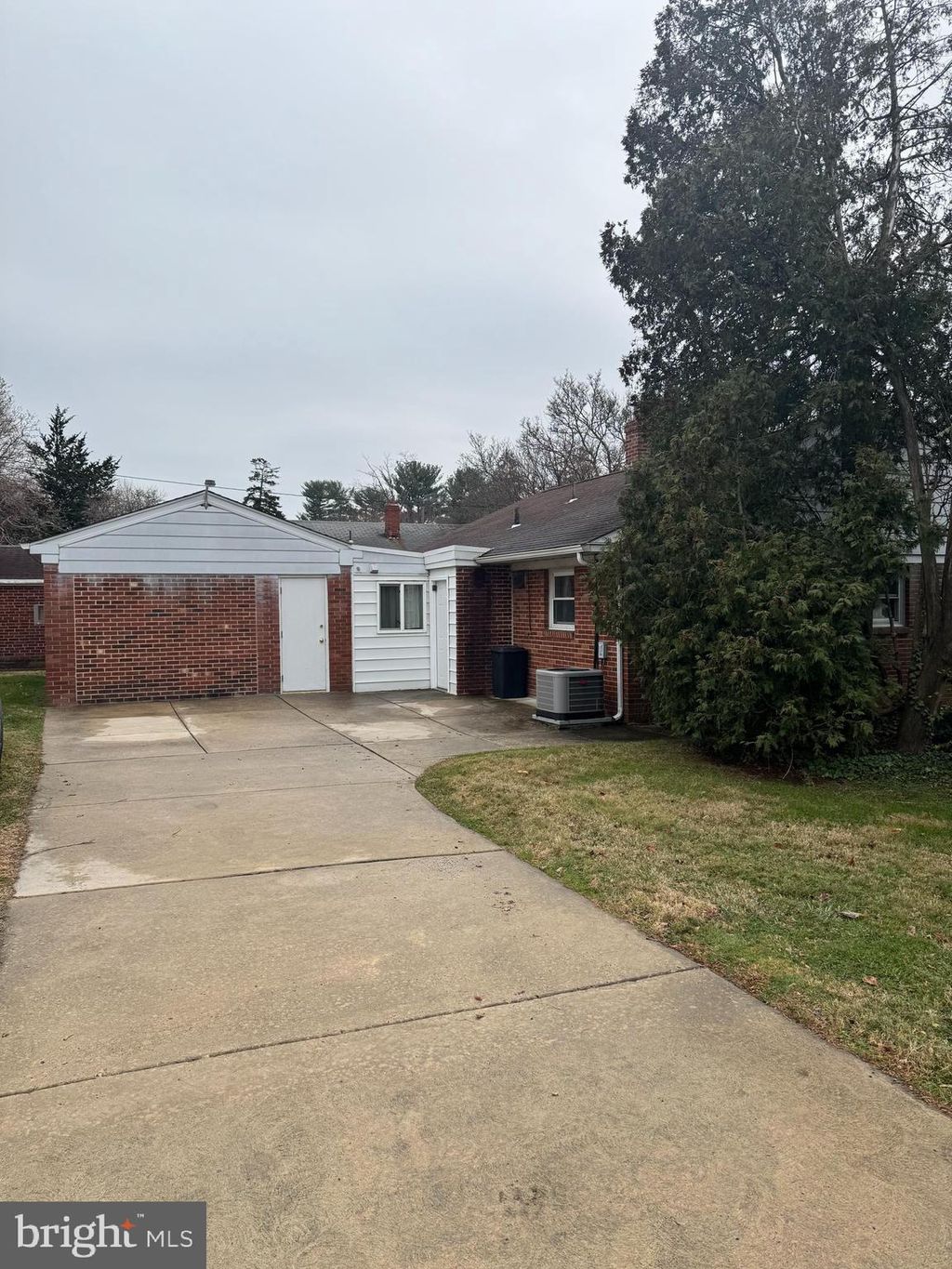 Photo of 700 Shawmont Avenue, PHILADELPHIA, PA 19128 (MLS # PAPH2566190)