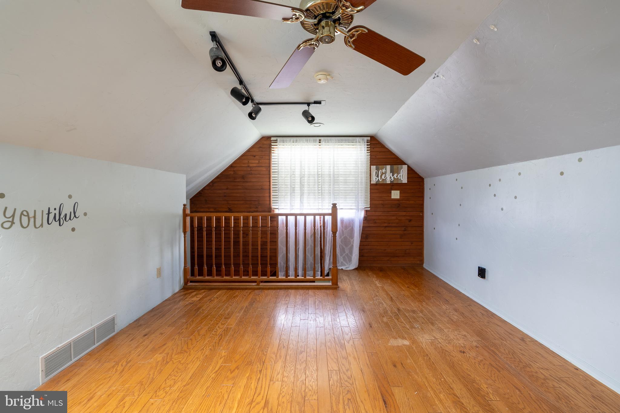 WARWICK - Residential
