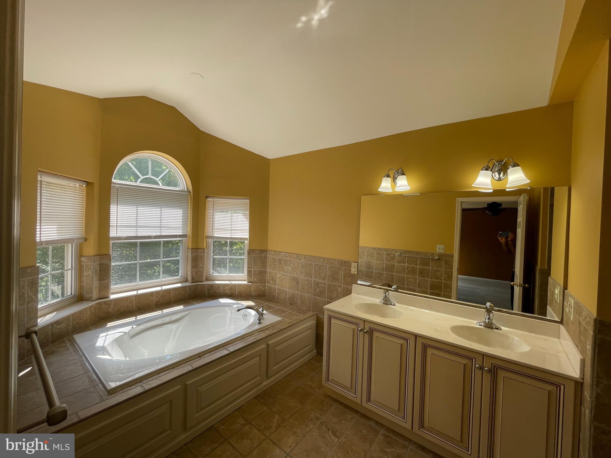 THE ARBORS - Residential Lease