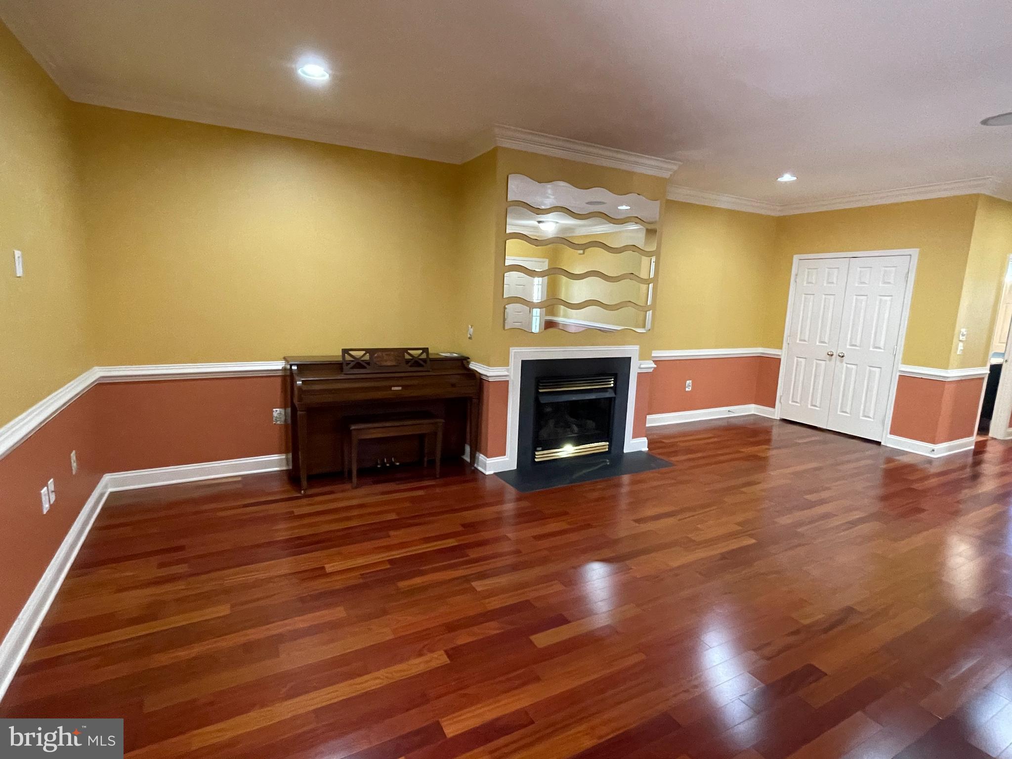 THE ARBORS - Residential Lease