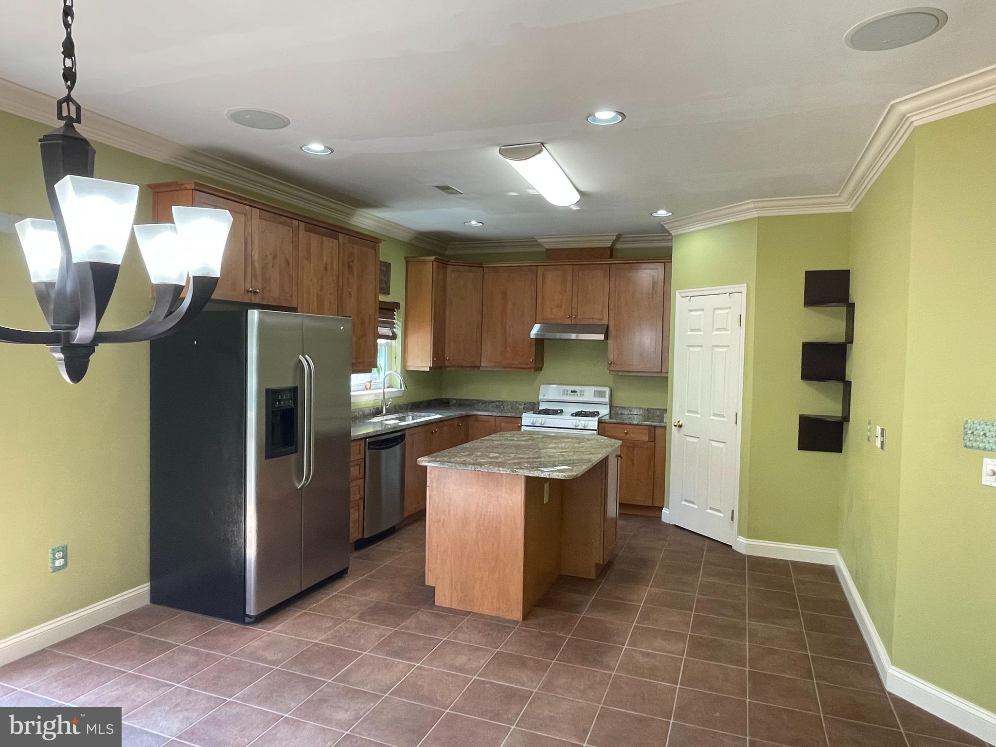 THE ARBORS - Residential Lease