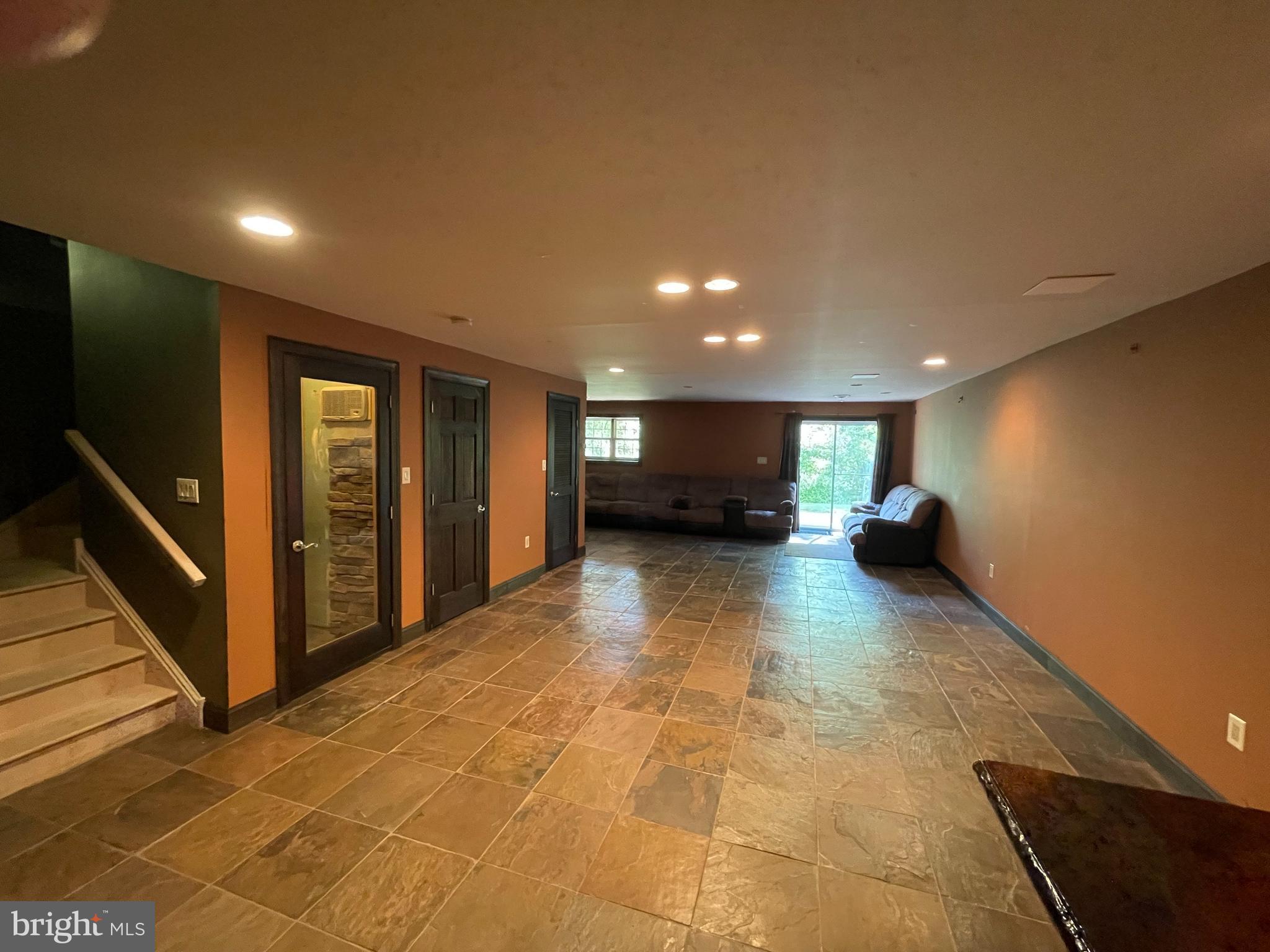 THE ARBORS - Residential Lease