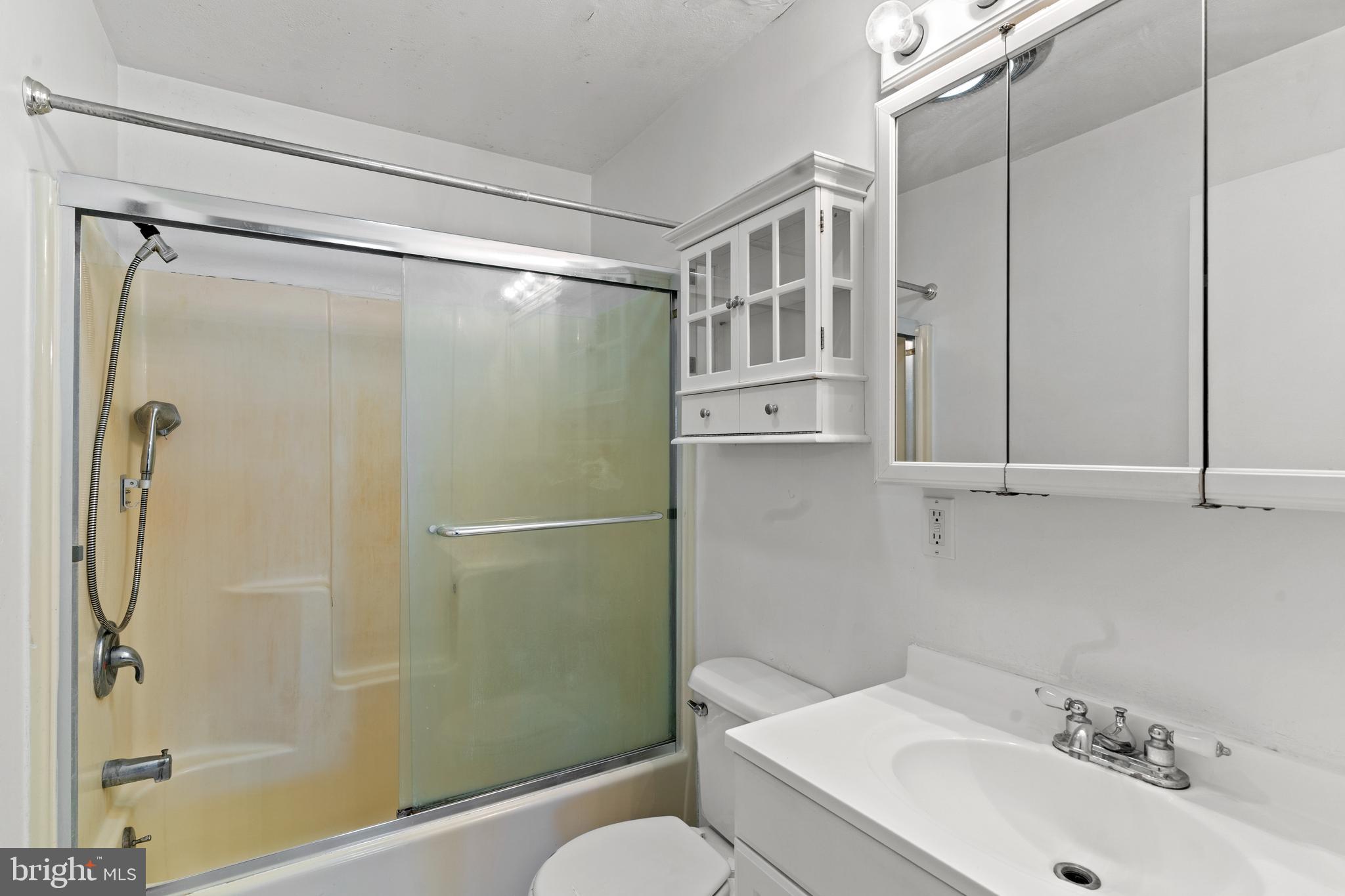 FRANKLIN MANOR BEACH - Residential