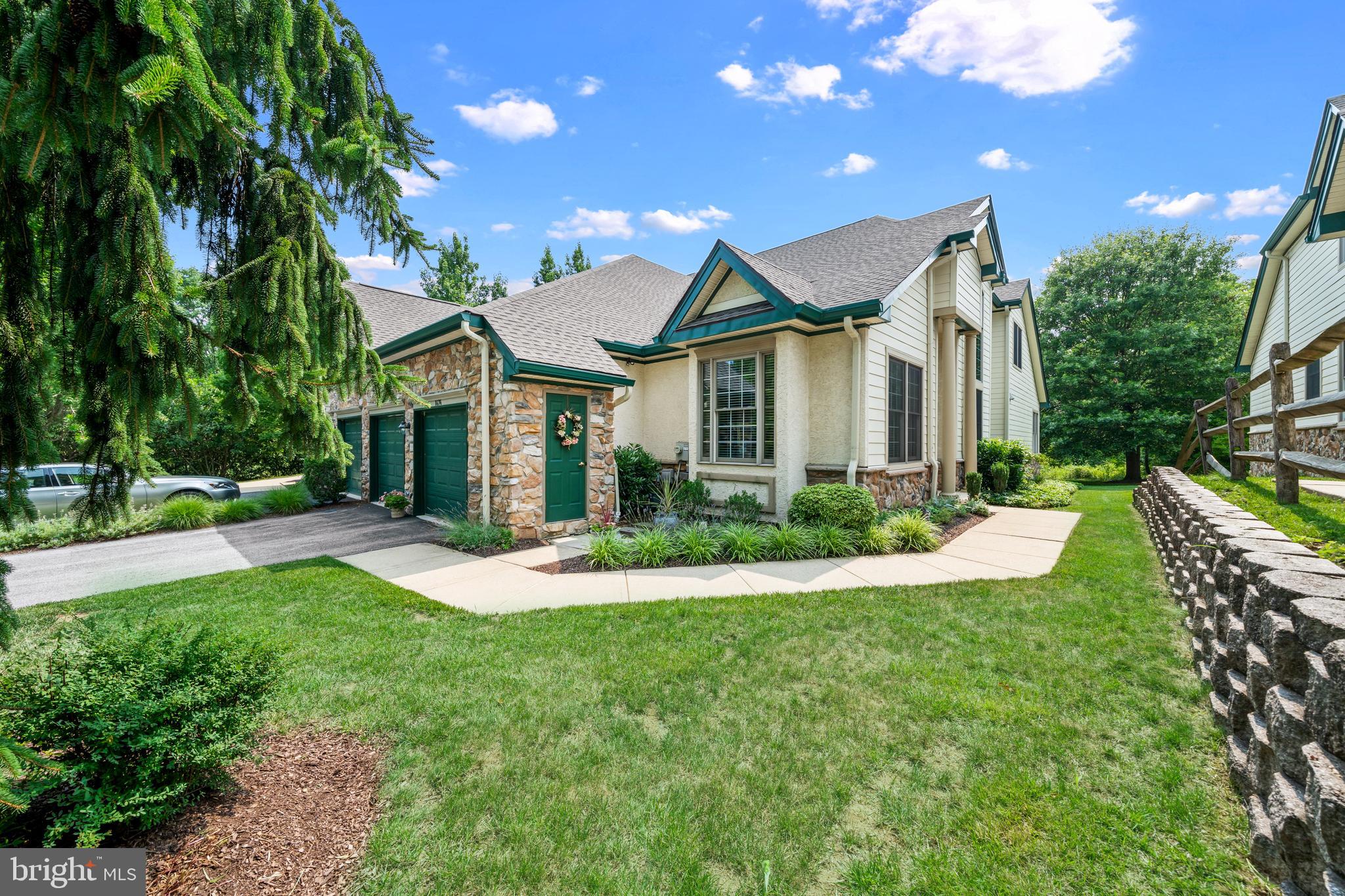1674 YARDLEY DRIVE