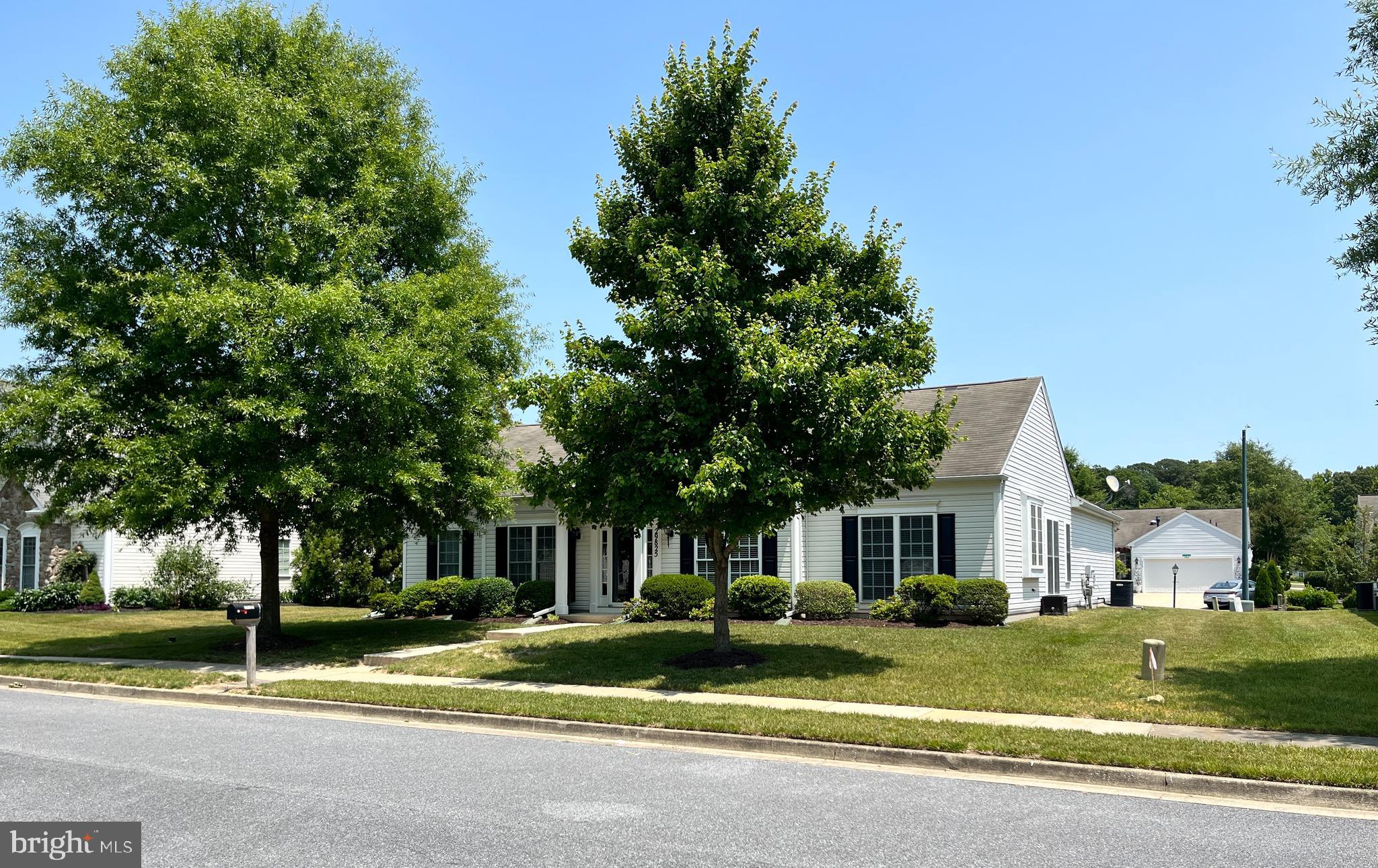 EASTON CLUB EAST - Residential