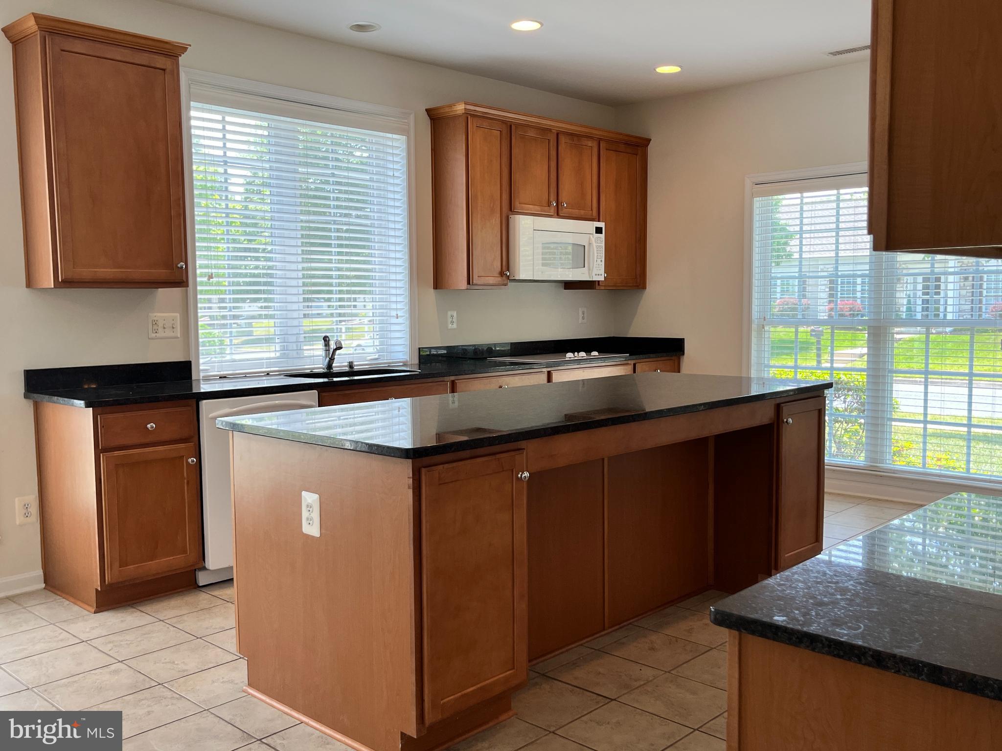 EASTON CLUB EAST - Residential