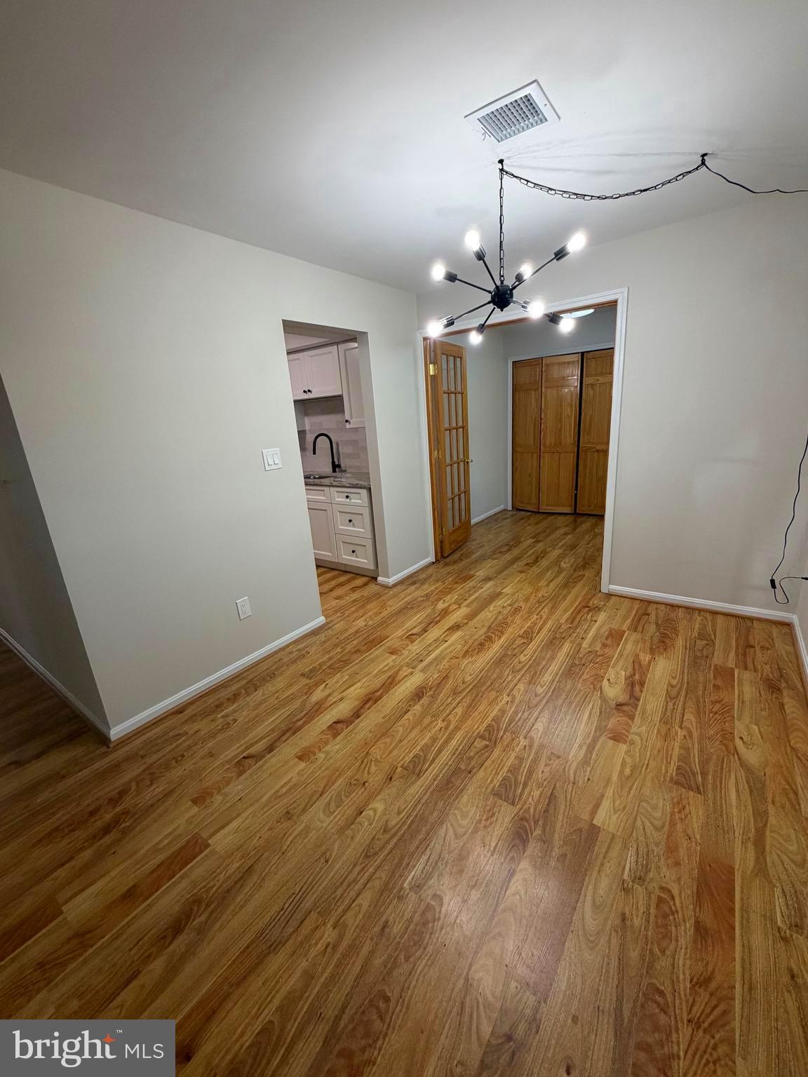 CREST OF HERSHEY - Residential Lease