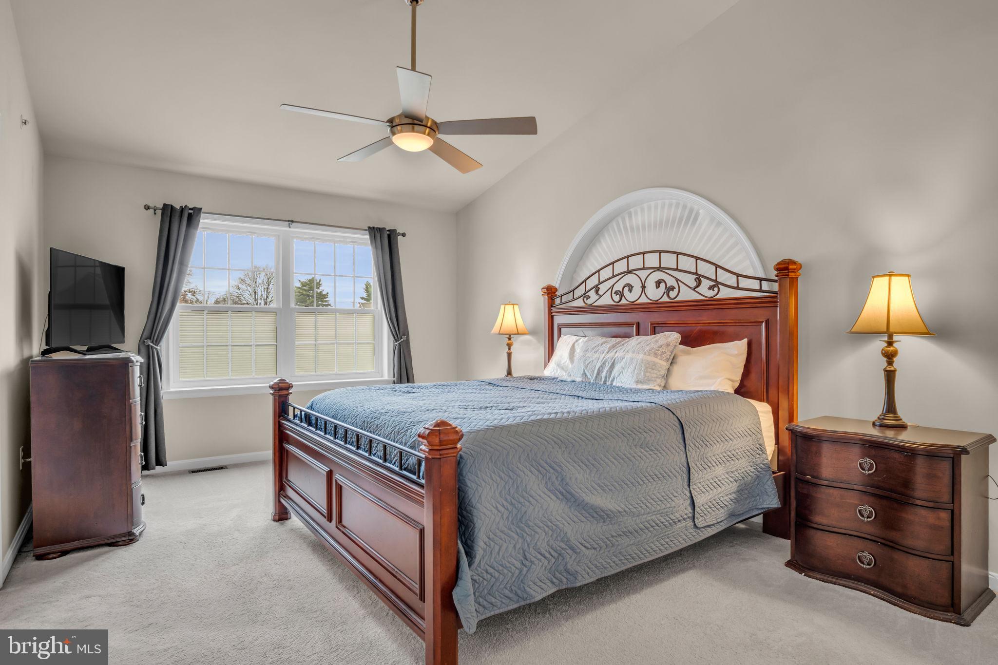 MELBOURNE PLACE - Residential