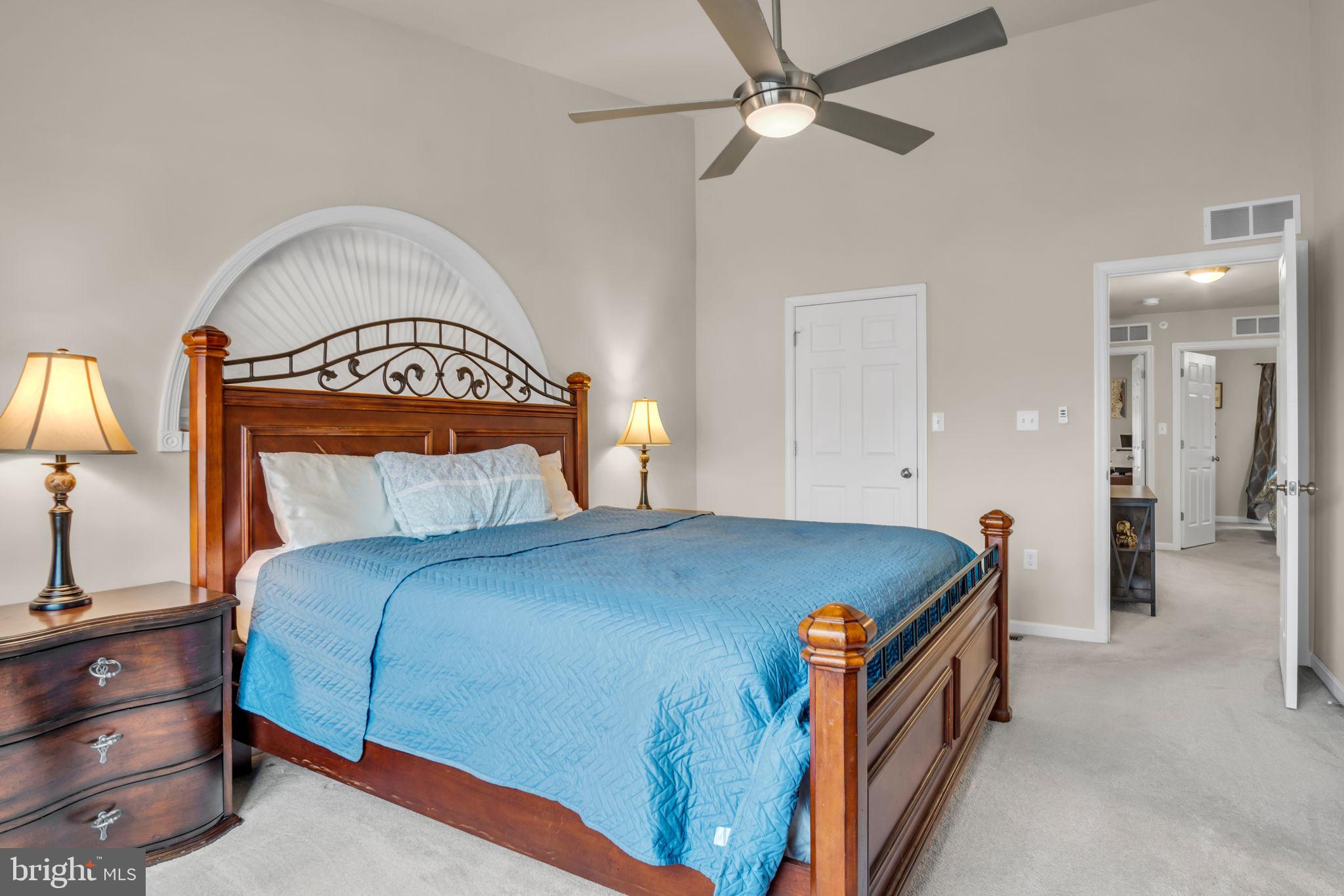 MELBOURNE PLACE - Residential