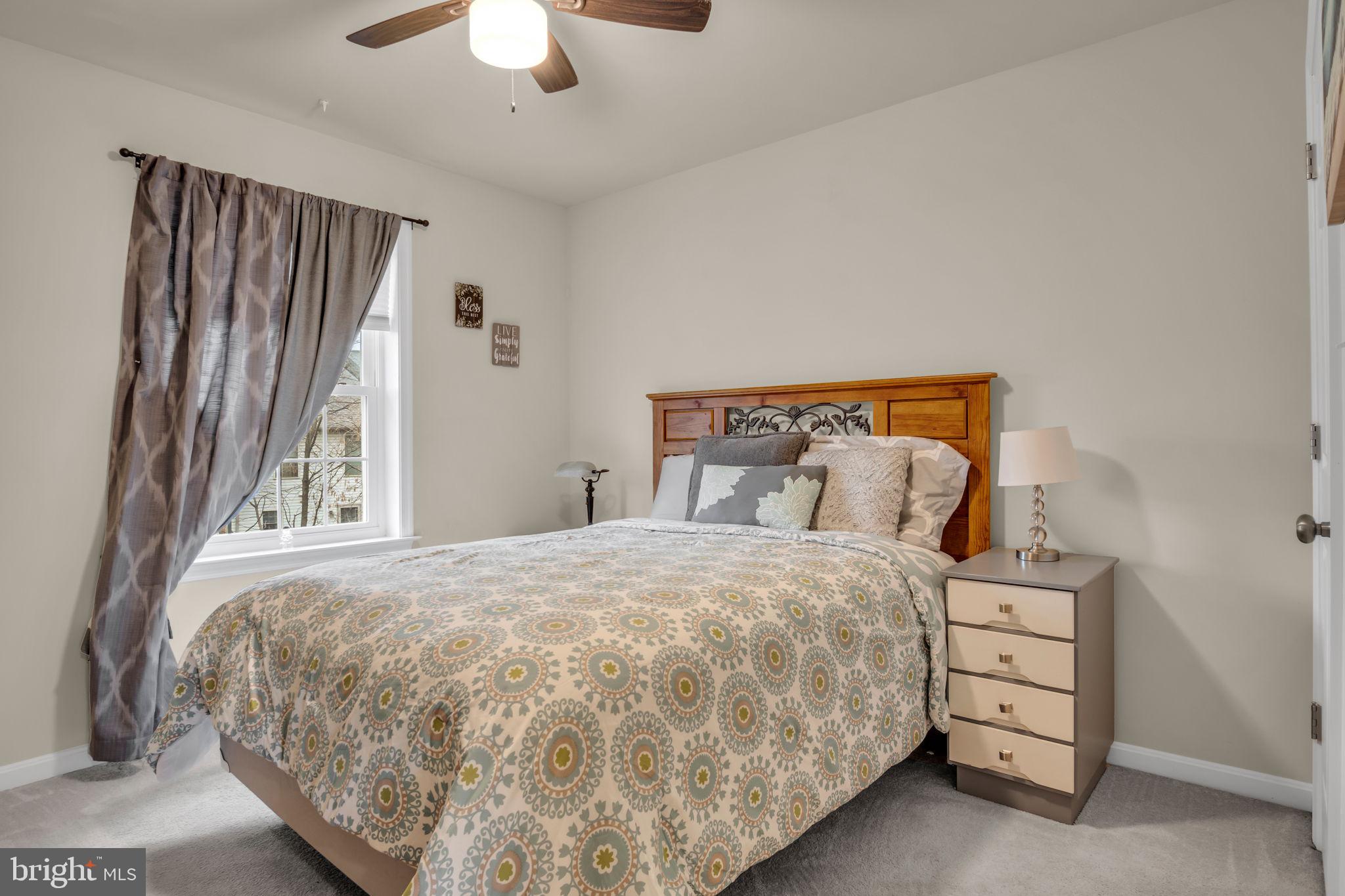 MELBOURNE PLACE - Residential