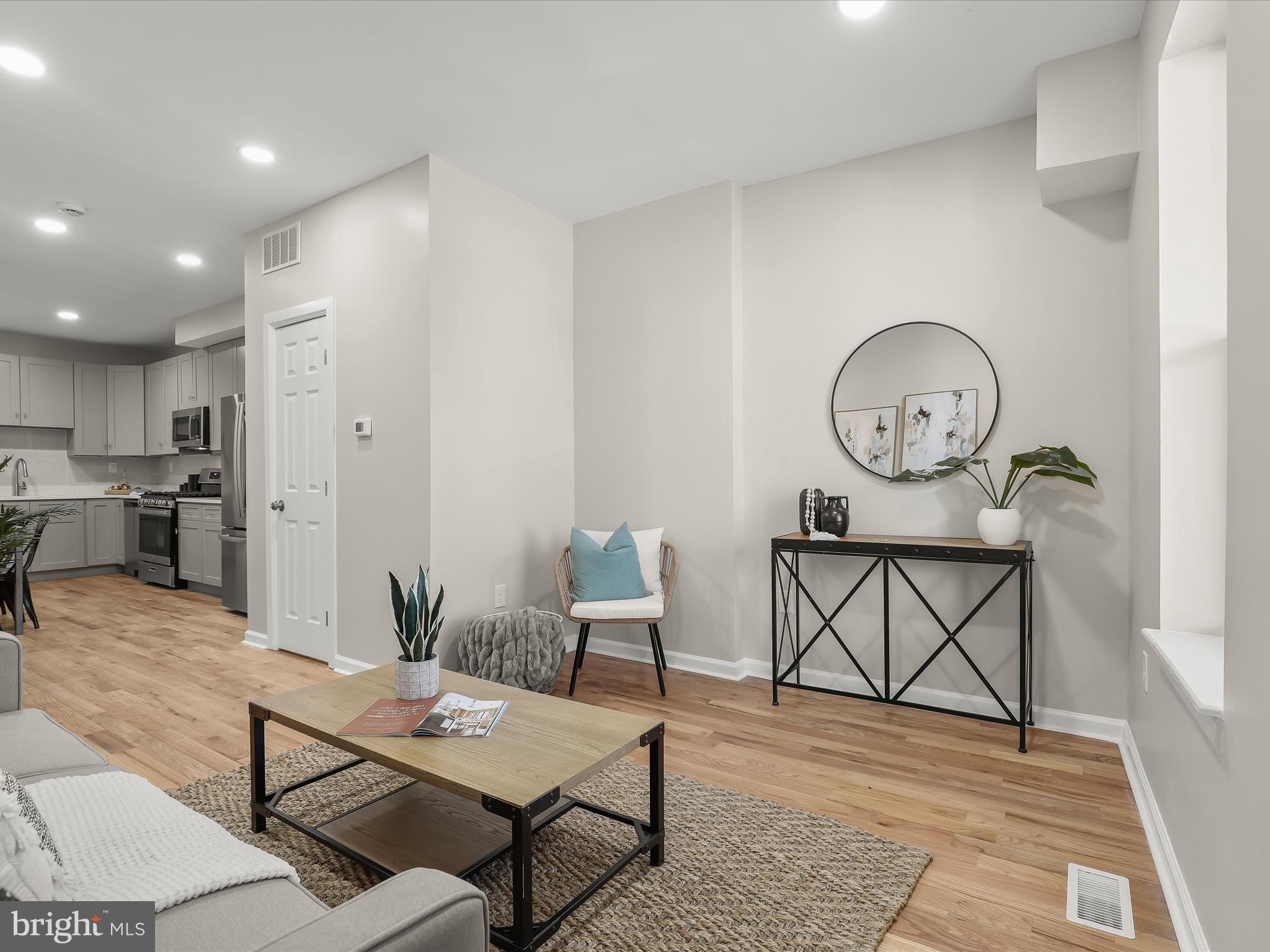 LAKE CLIFTON - Residential