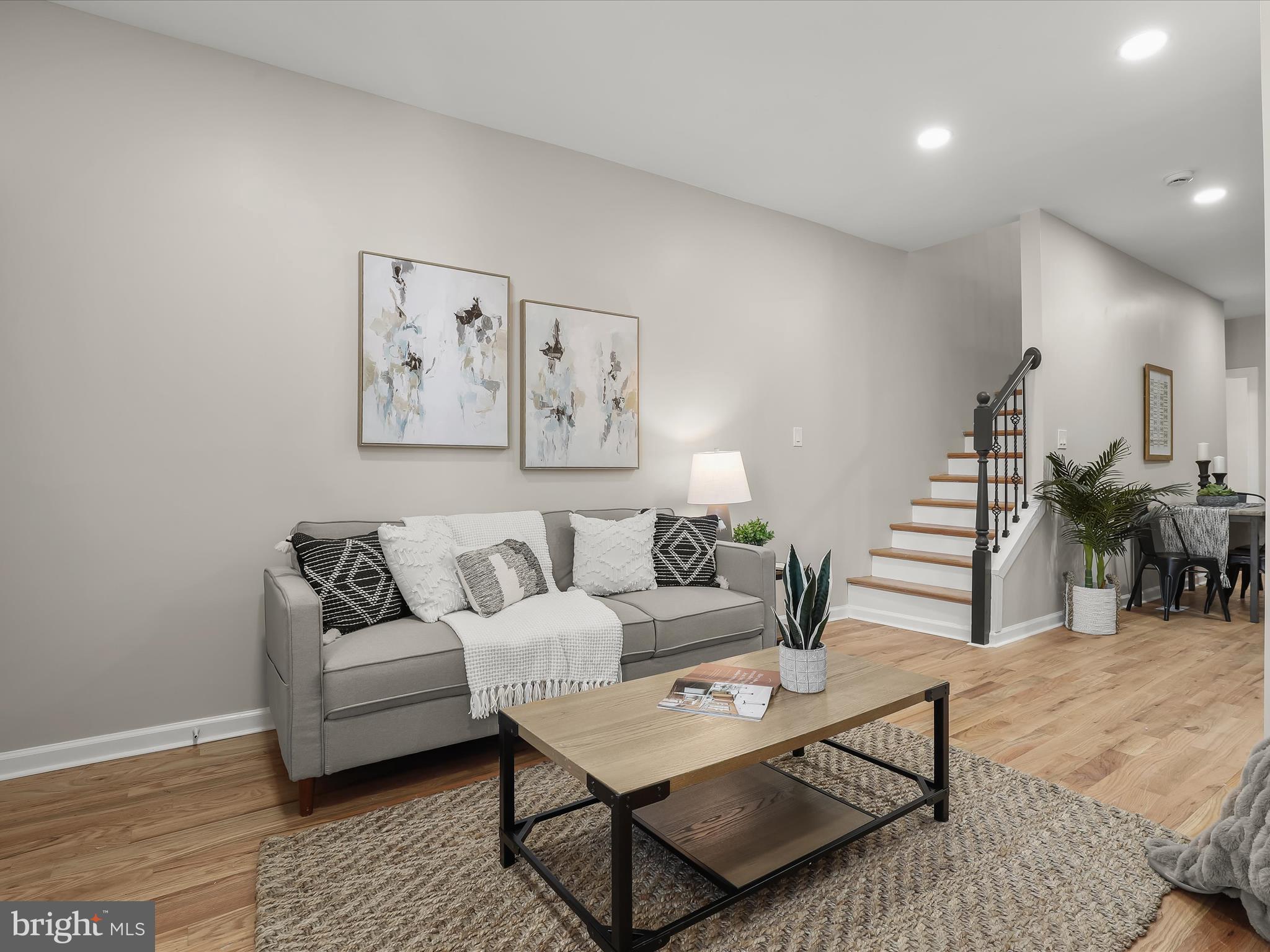 LAKE CLIFTON - Residential