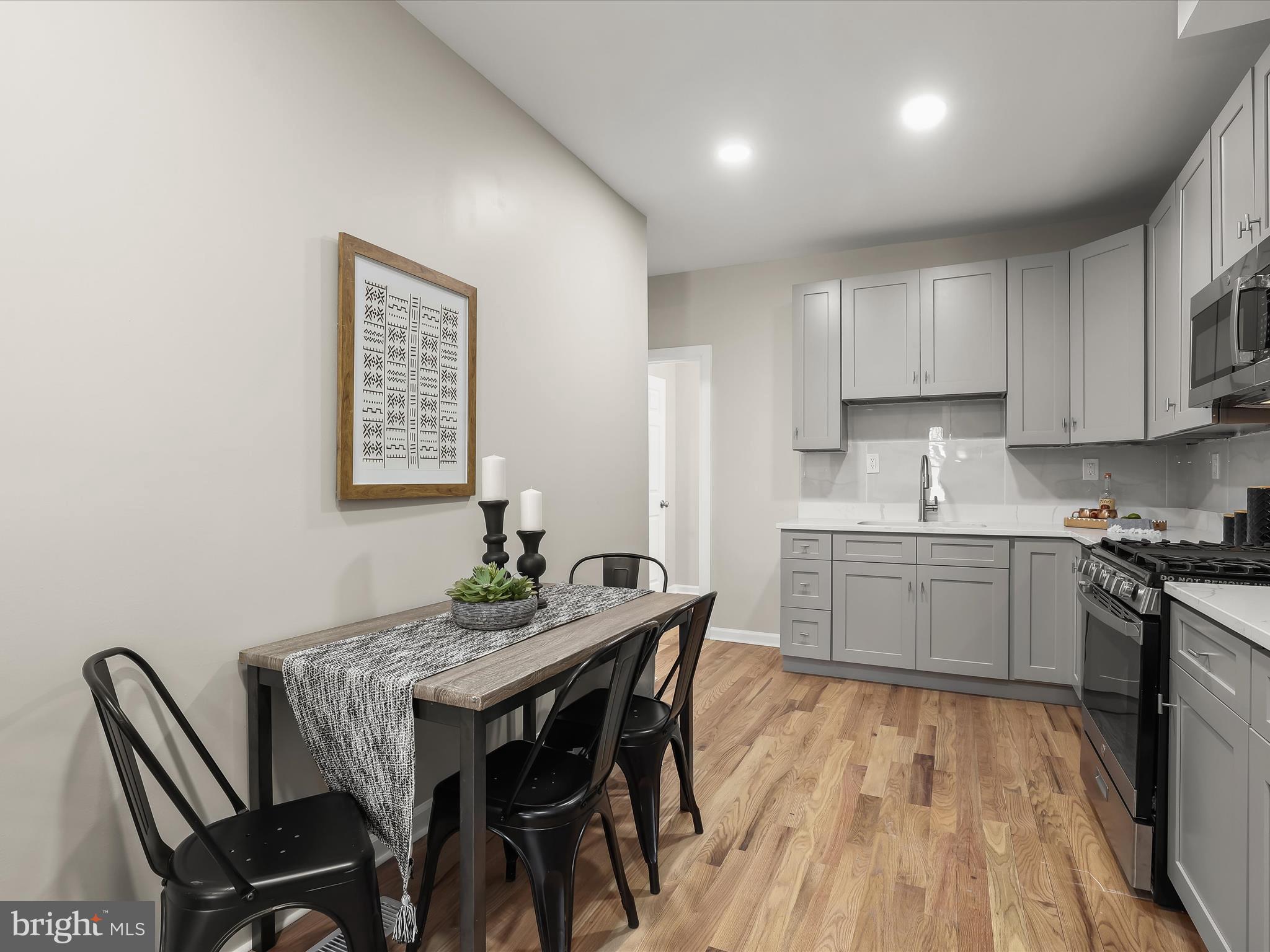 LAKE CLIFTON - Residential