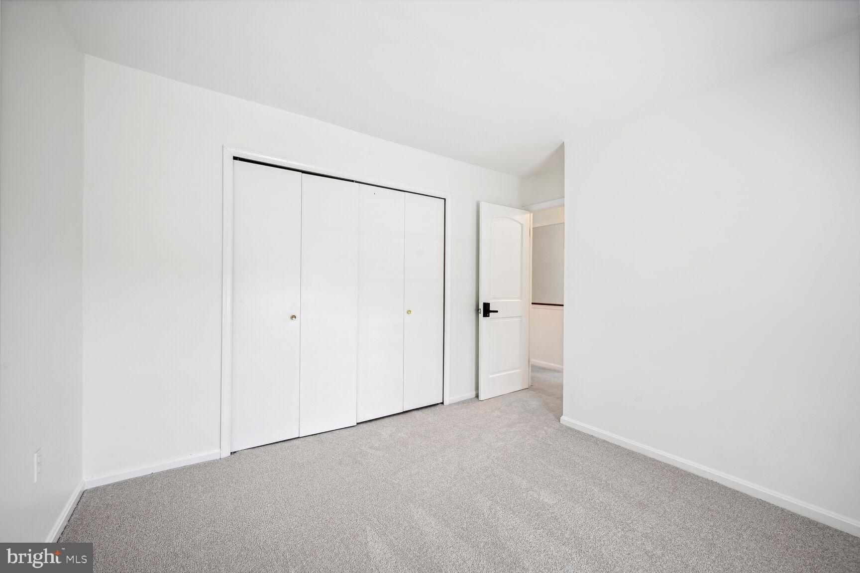 FOREST ESTATES - Residential Lease