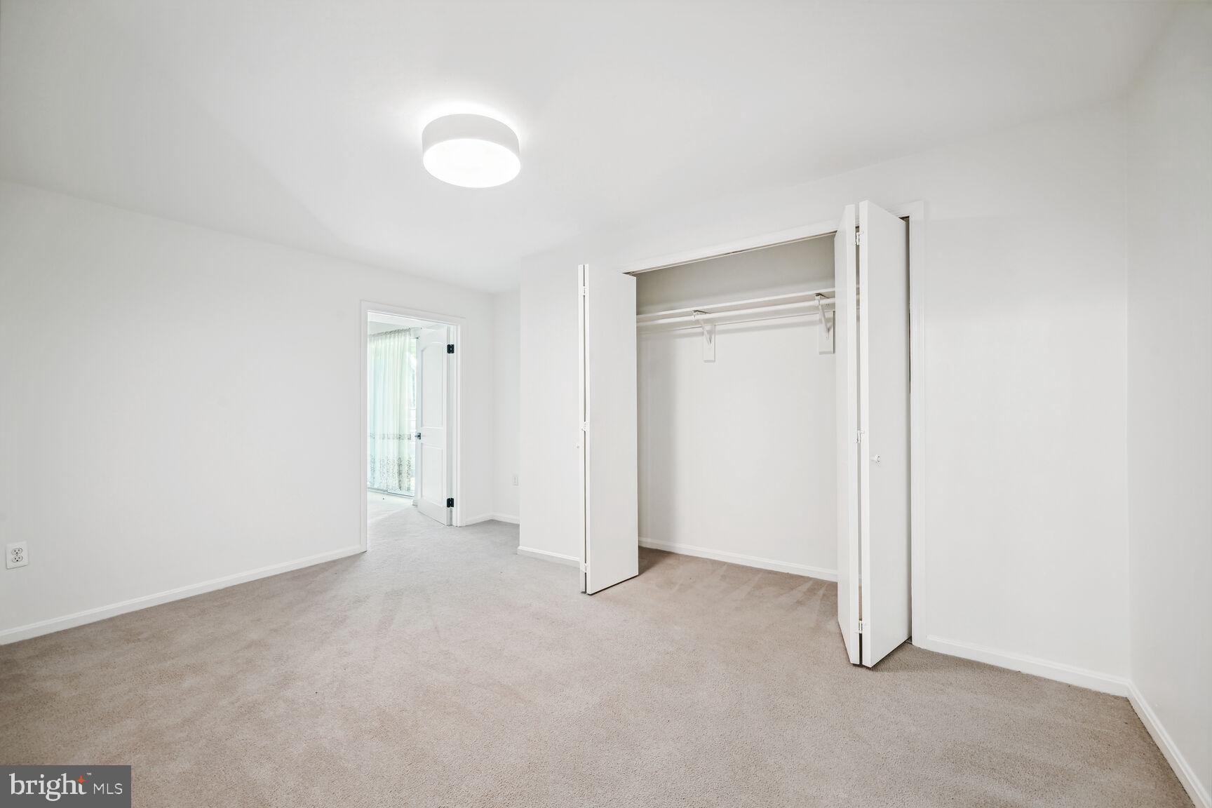 FOREST ESTATES - Residential Lease