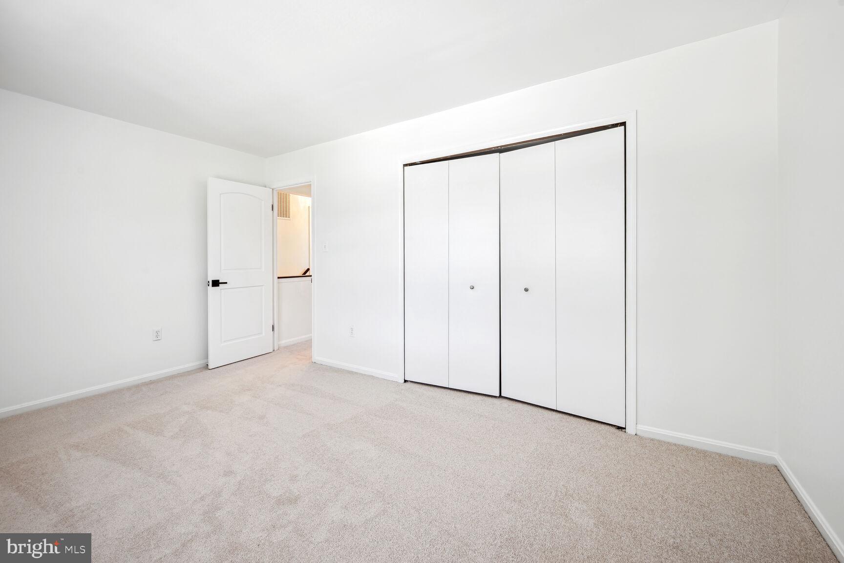 FOREST ESTATES - Residential Lease