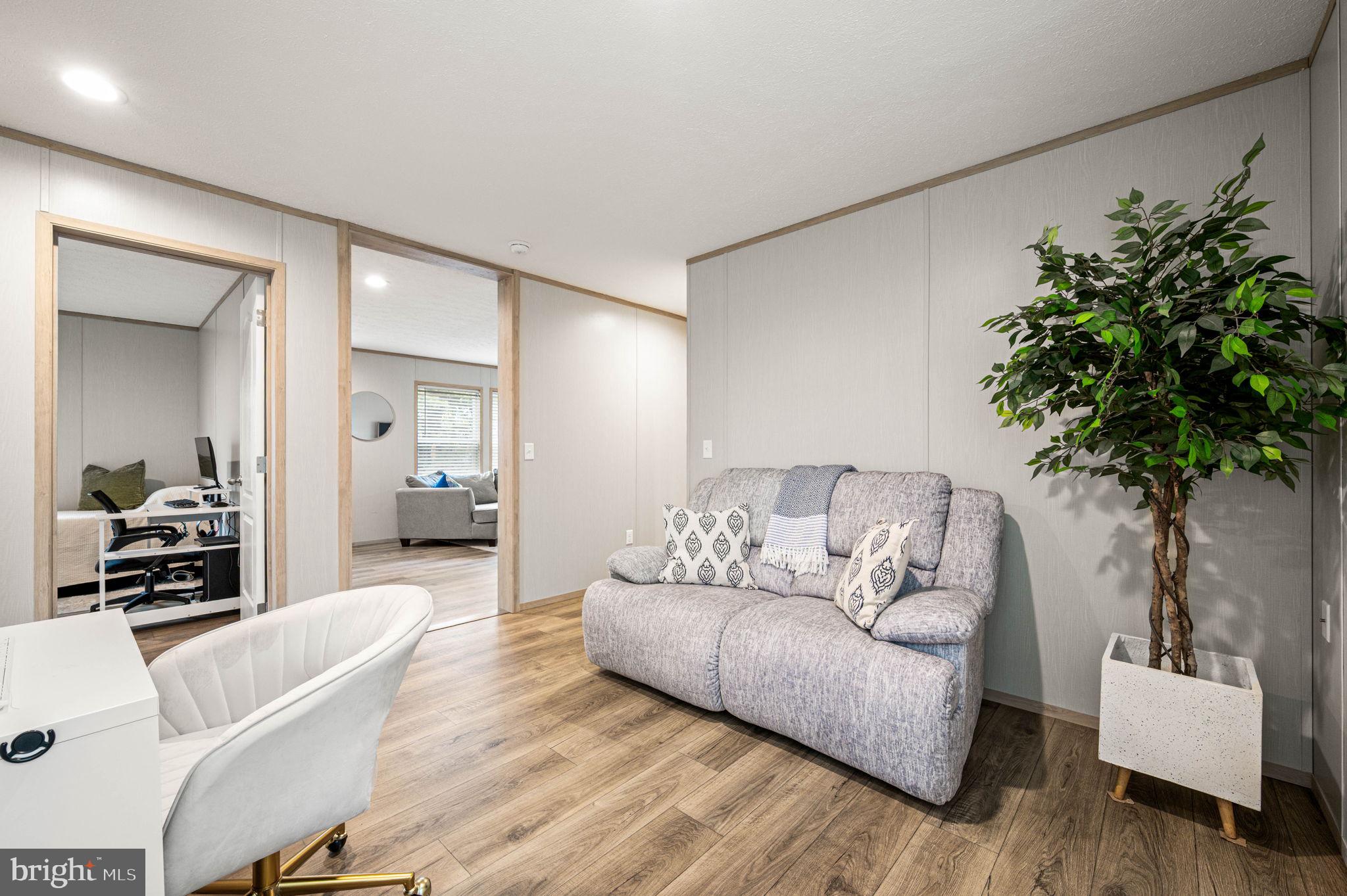 APPLEVILLE WEST - Residential