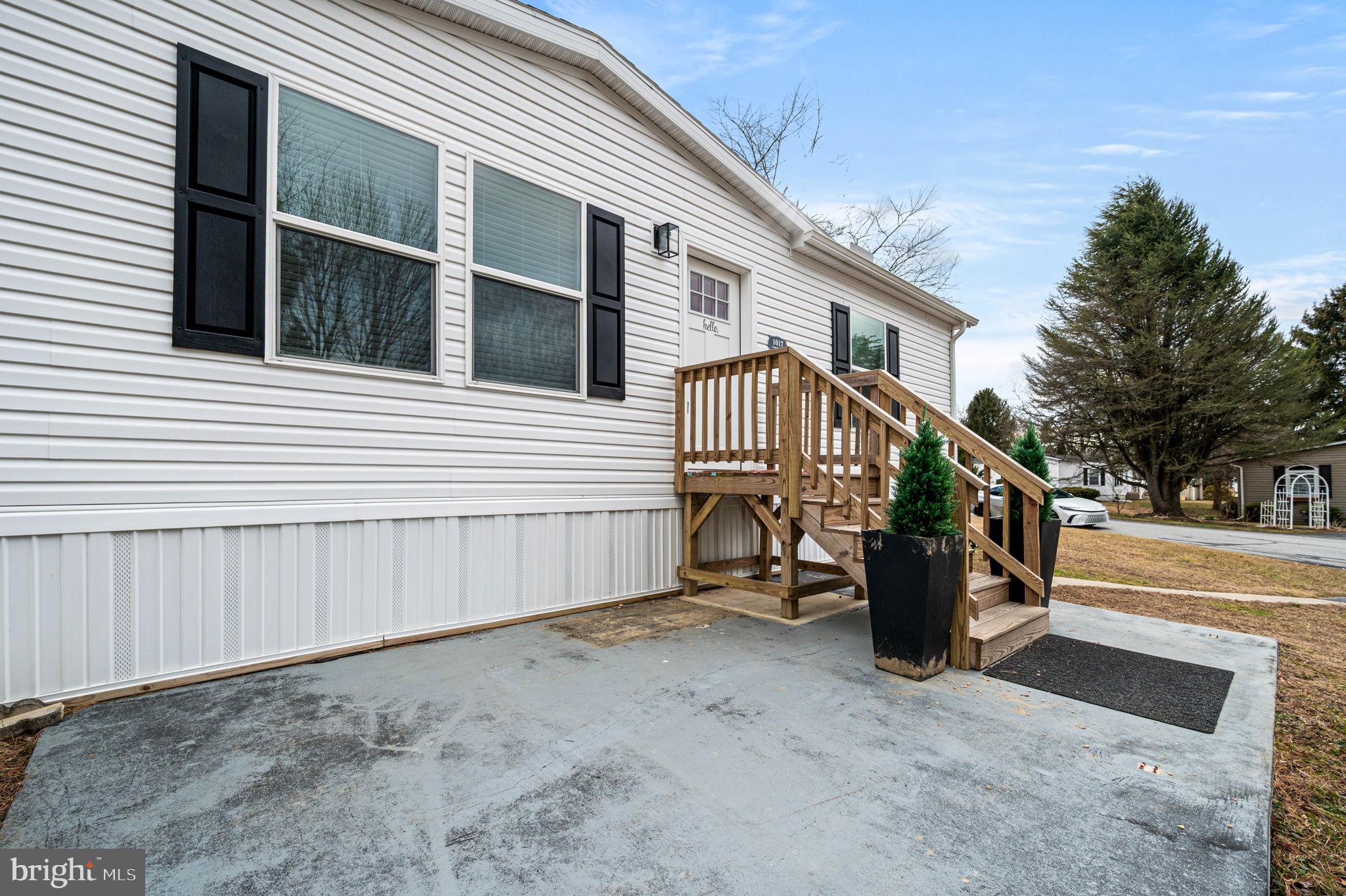 APPLEVILLE WEST - Residential