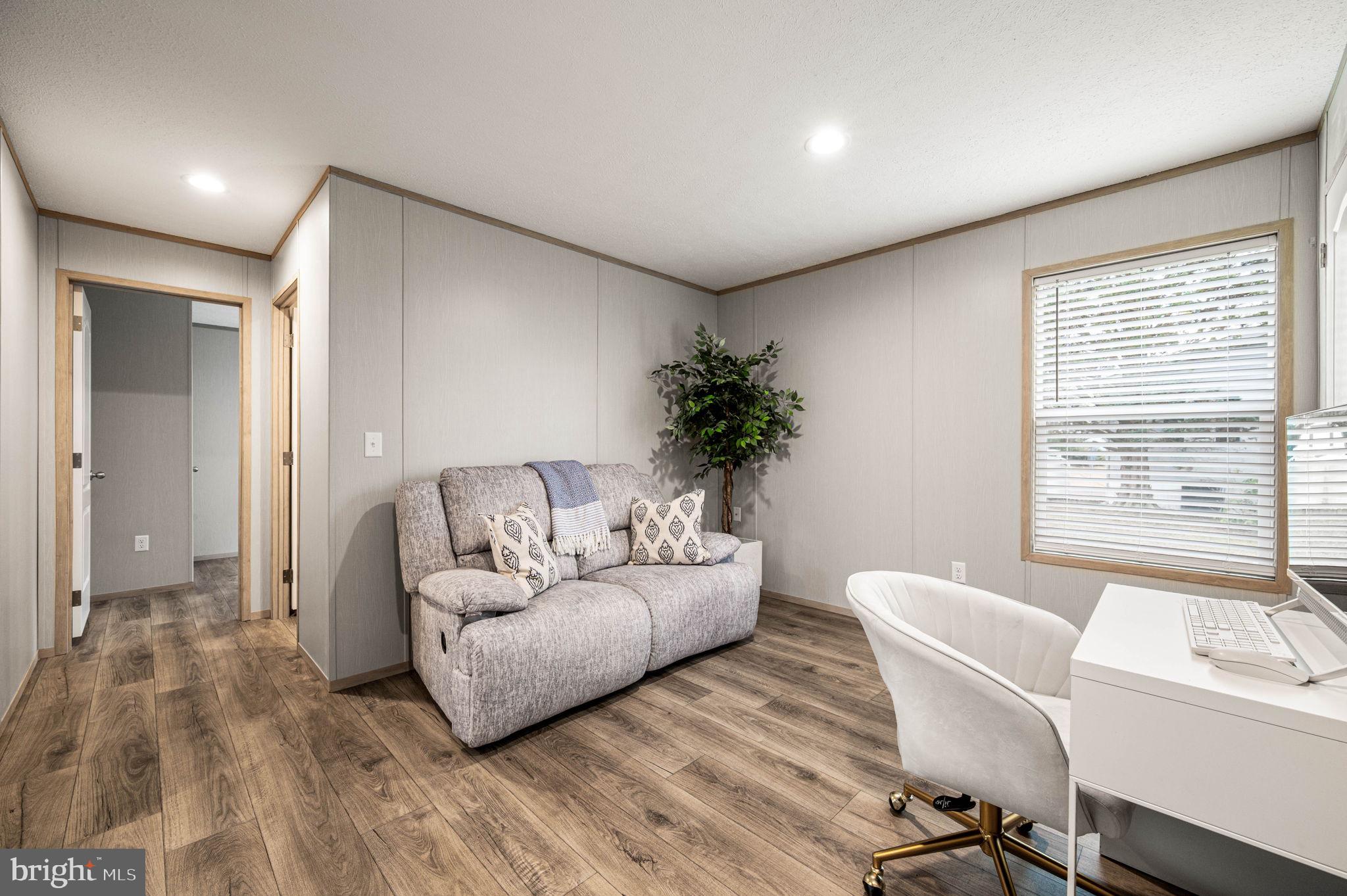 APPLEVILLE WEST - Residential