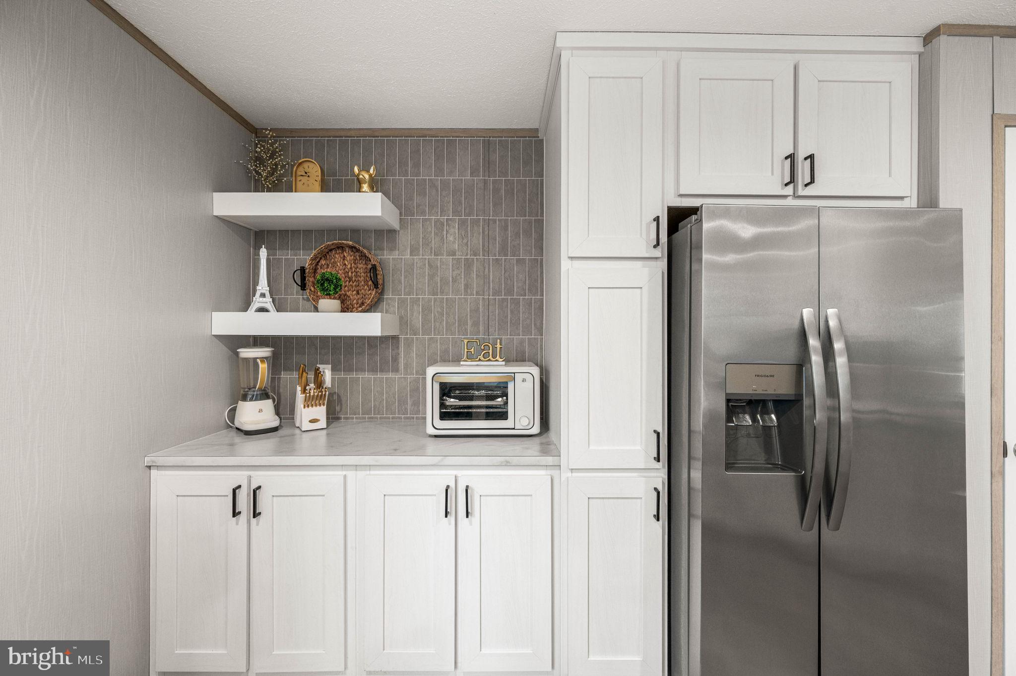 APPLEVILLE WEST - Residential