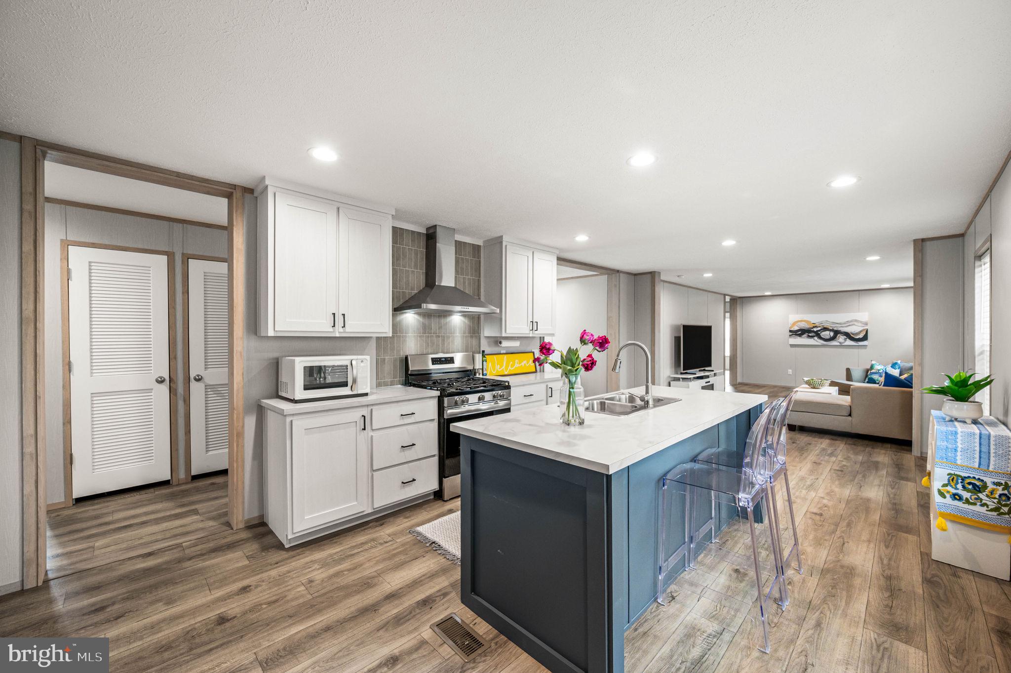 APPLEVILLE WEST - Residential