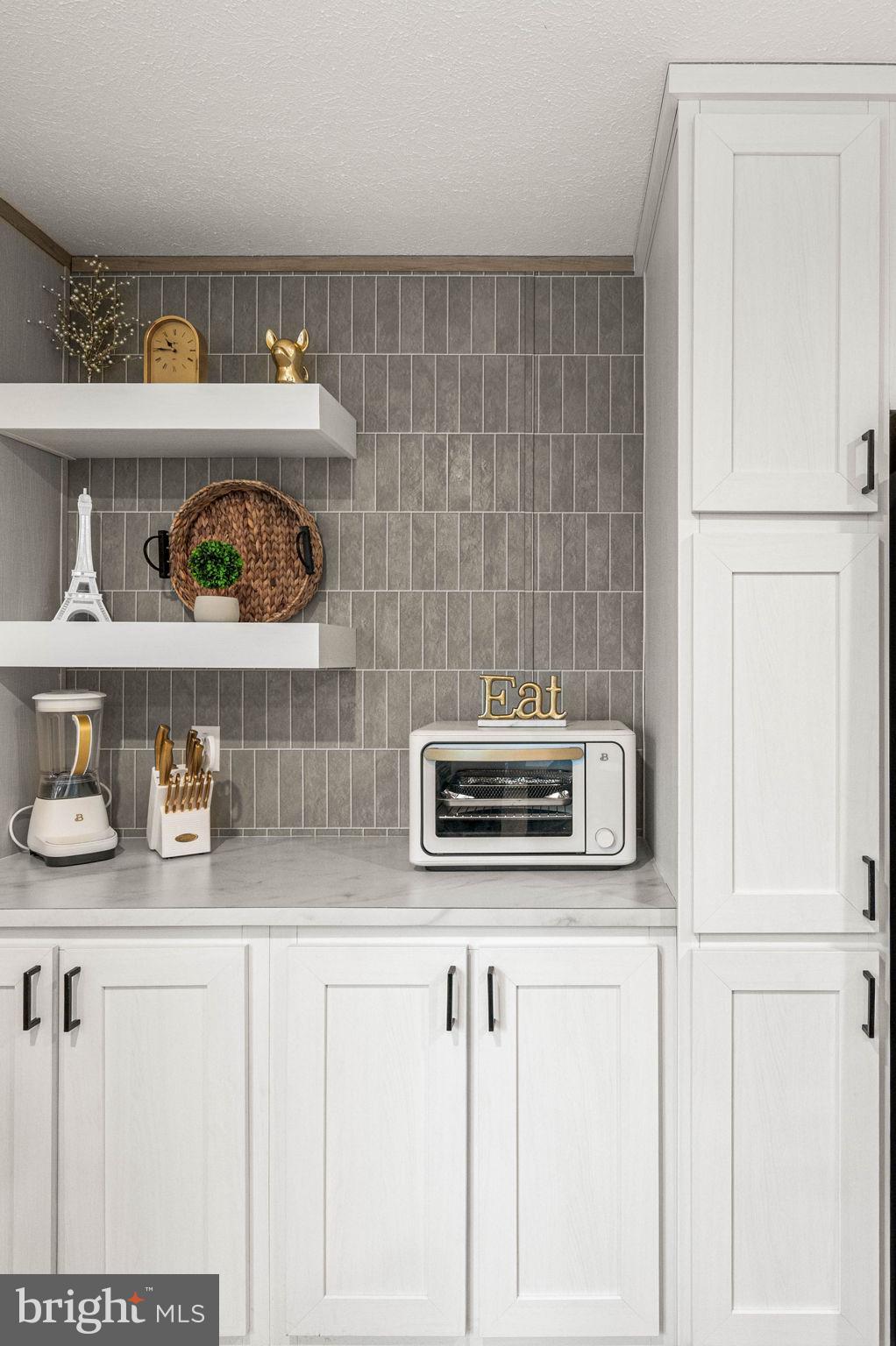 APPLEVILLE WEST - Residential