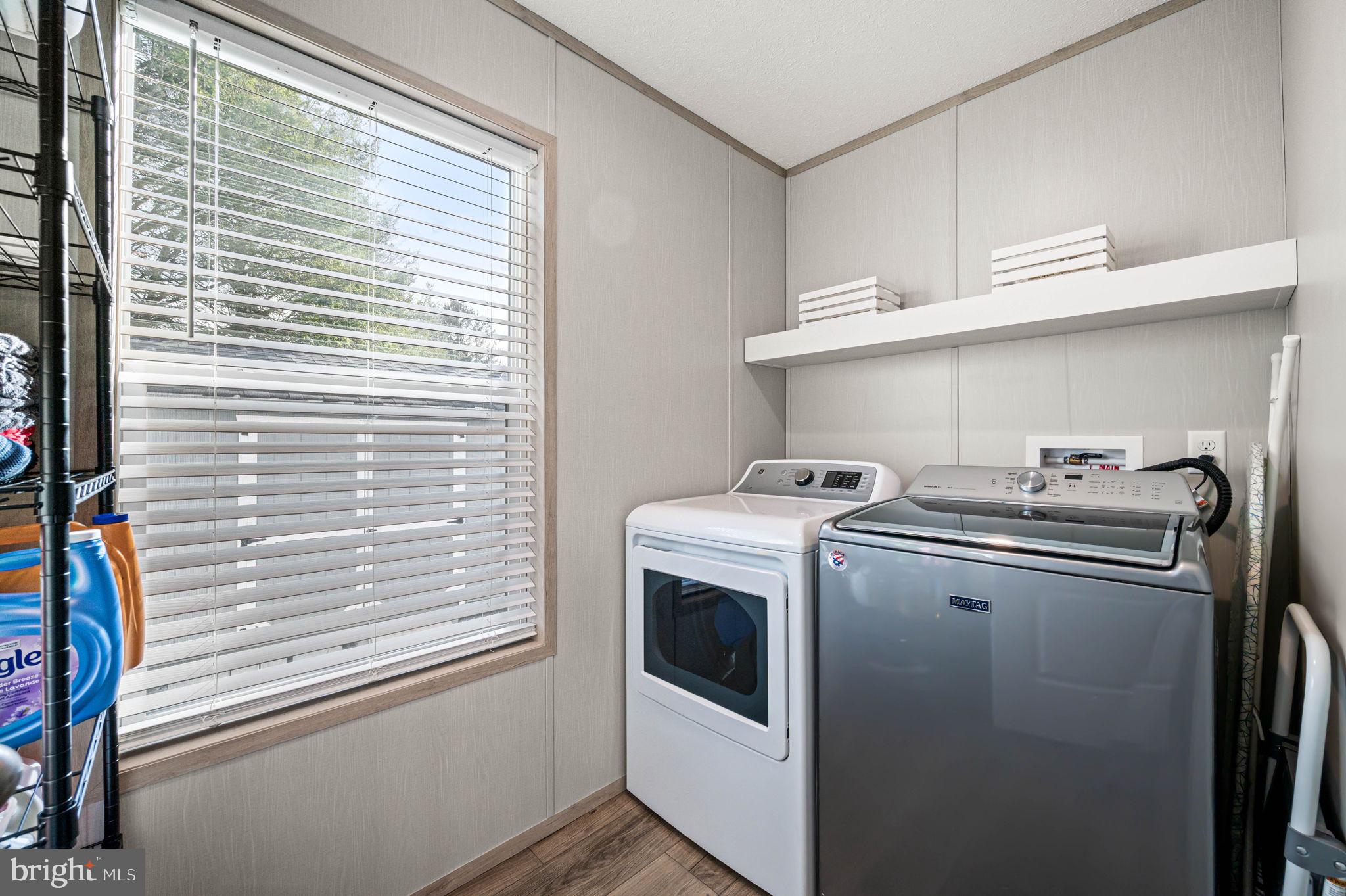 APPLEVILLE WEST - Residential